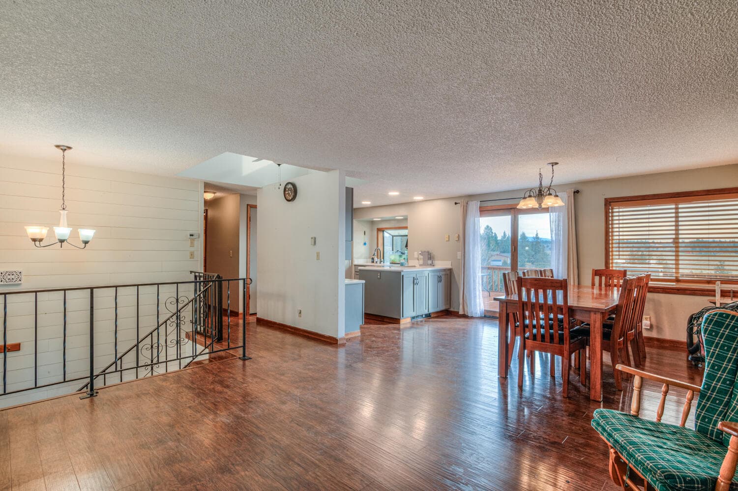 1133 NE Scenic Dr., Madras, OR - 21. Photo 5 of 42, 1133 NE Scenic Drive, Madras, OR 97741