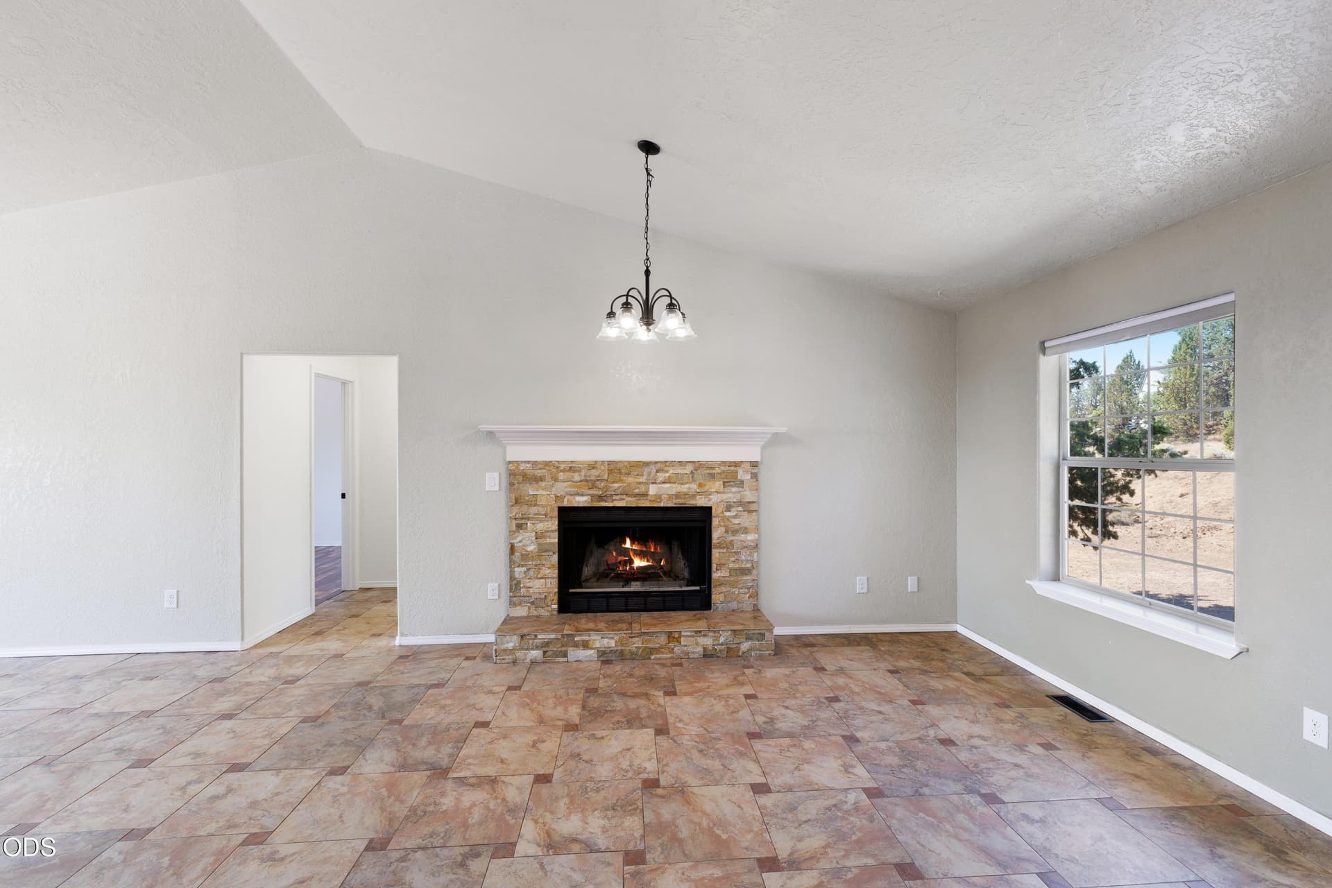 520A7827JennMontoyaPhotography. Photo 4 of 23, 3244 SW 34th Street, Redmond, OR 97756
