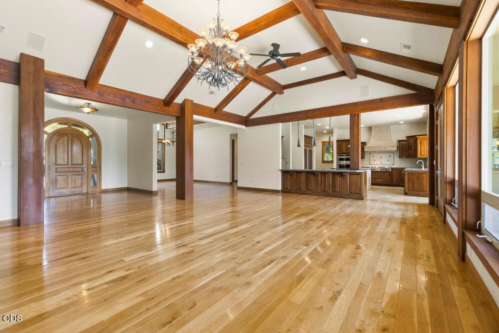 Family room. Photo 5 of 56, 9026 Arant Road, Klamath Falls, OR 97603