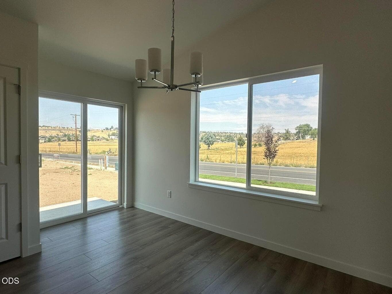 20240815153656507294000000-o. Photo 5 of 14, 604 NE McGee Street Unit 156, Madras, OR 97741