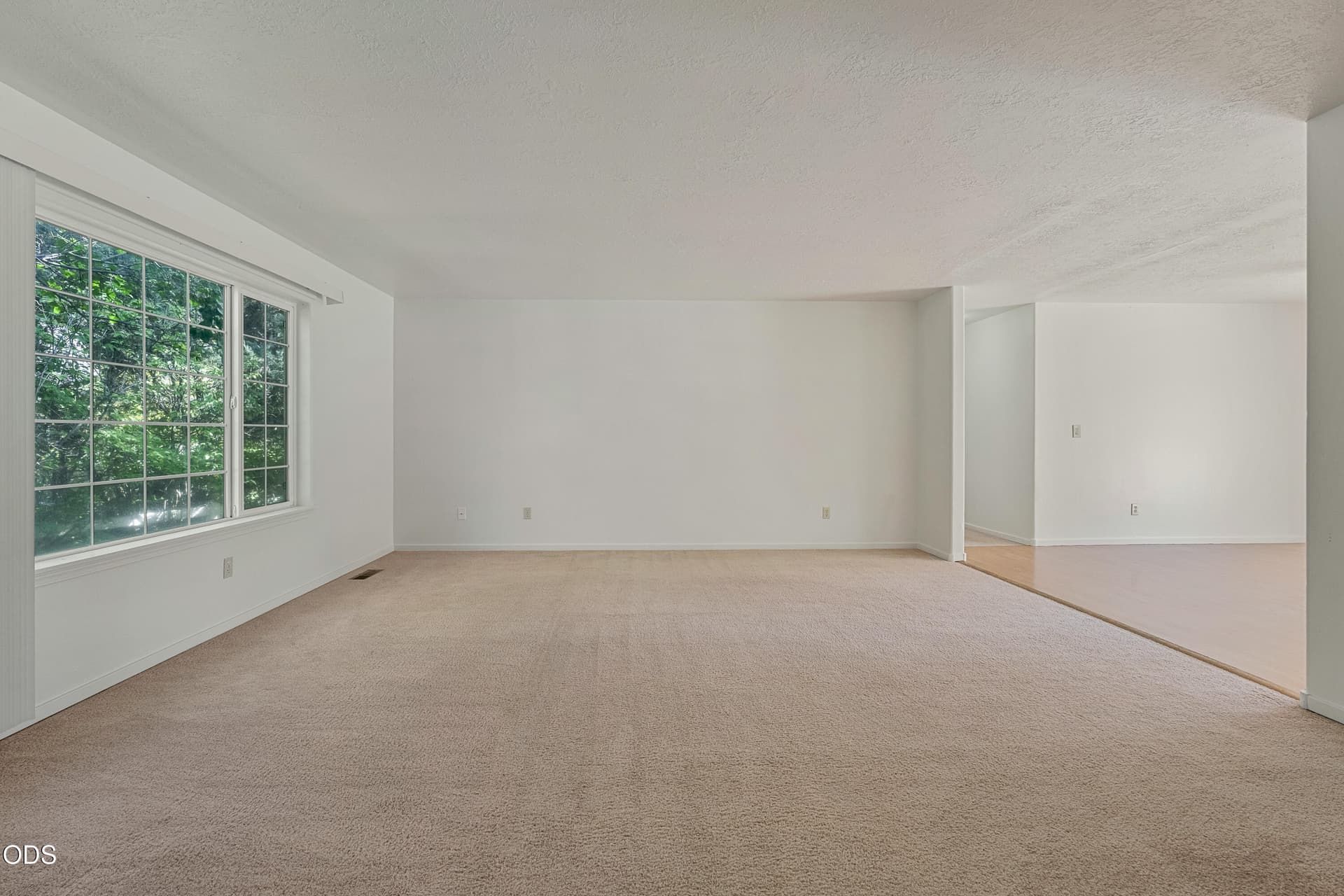 4. Photo 4 of 38, 1052 NE Francis Court, Bend, OR 97701