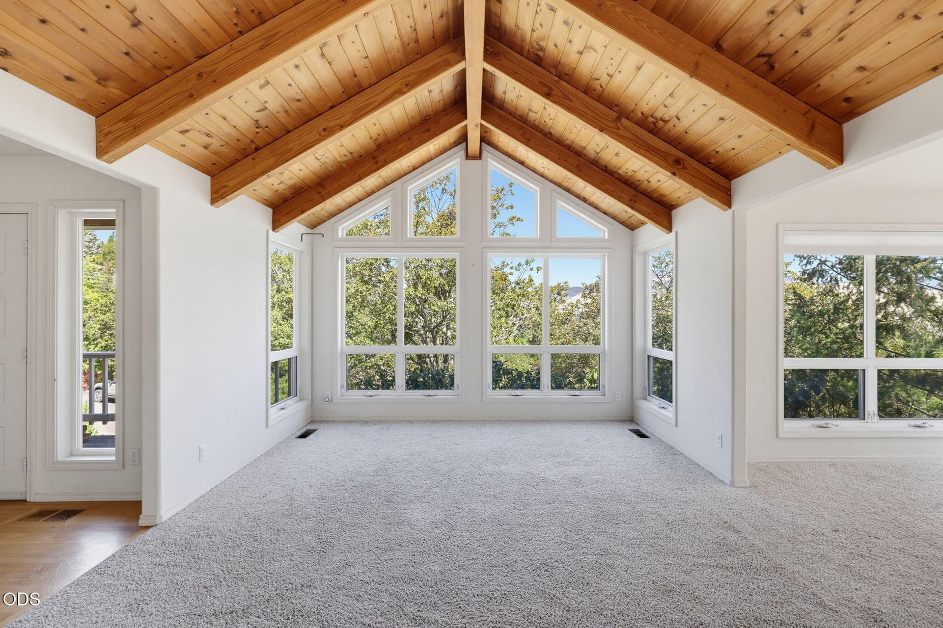 ApxPT200001. Photo 1 of 65, 1536 Pinecrest Terrace, Ashland, OR 97520