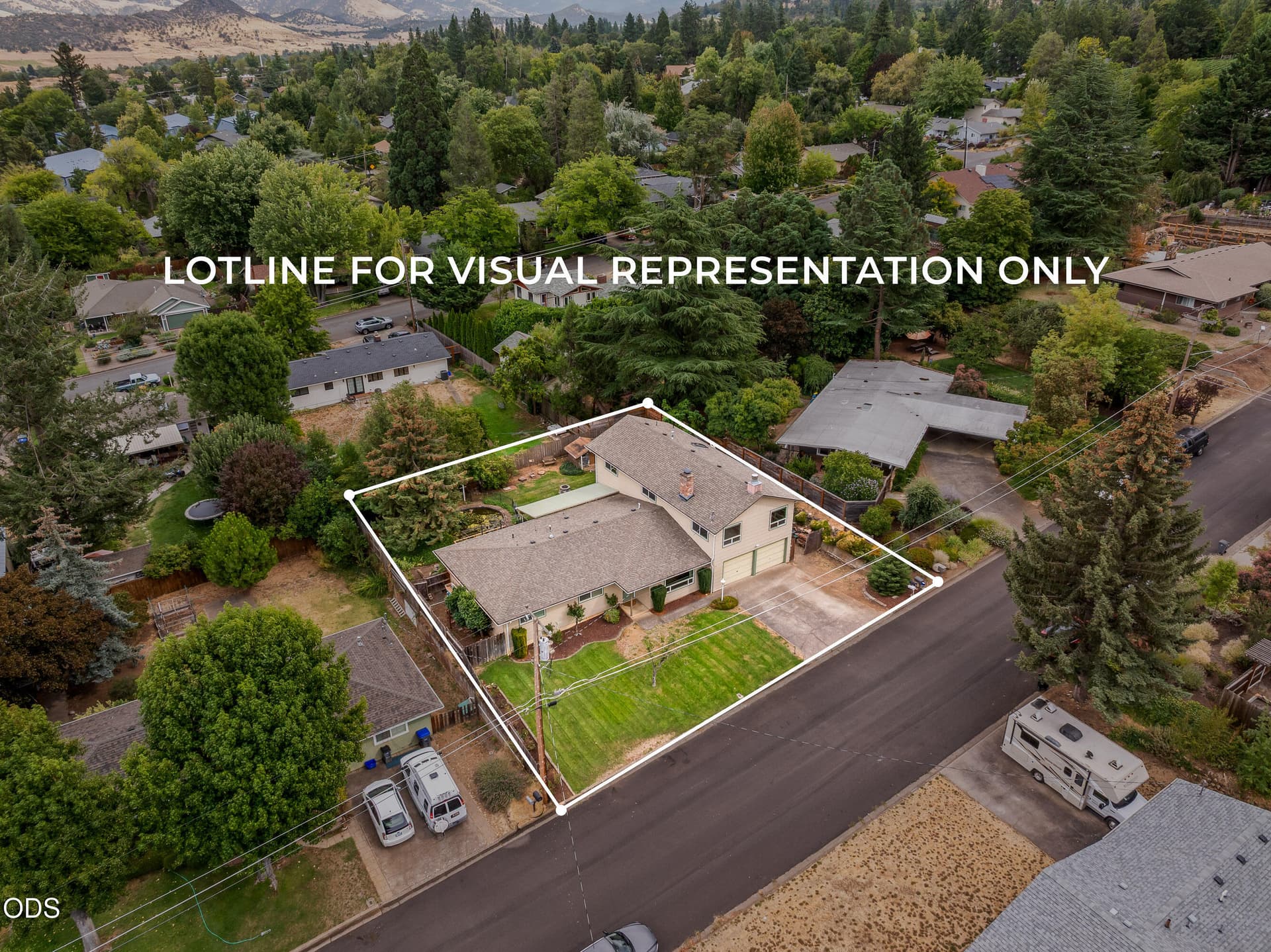 49-LOTLINE (1 of 1). Photo 4 of 50, 1058 Linda Avenue, Ashland, OR 97520