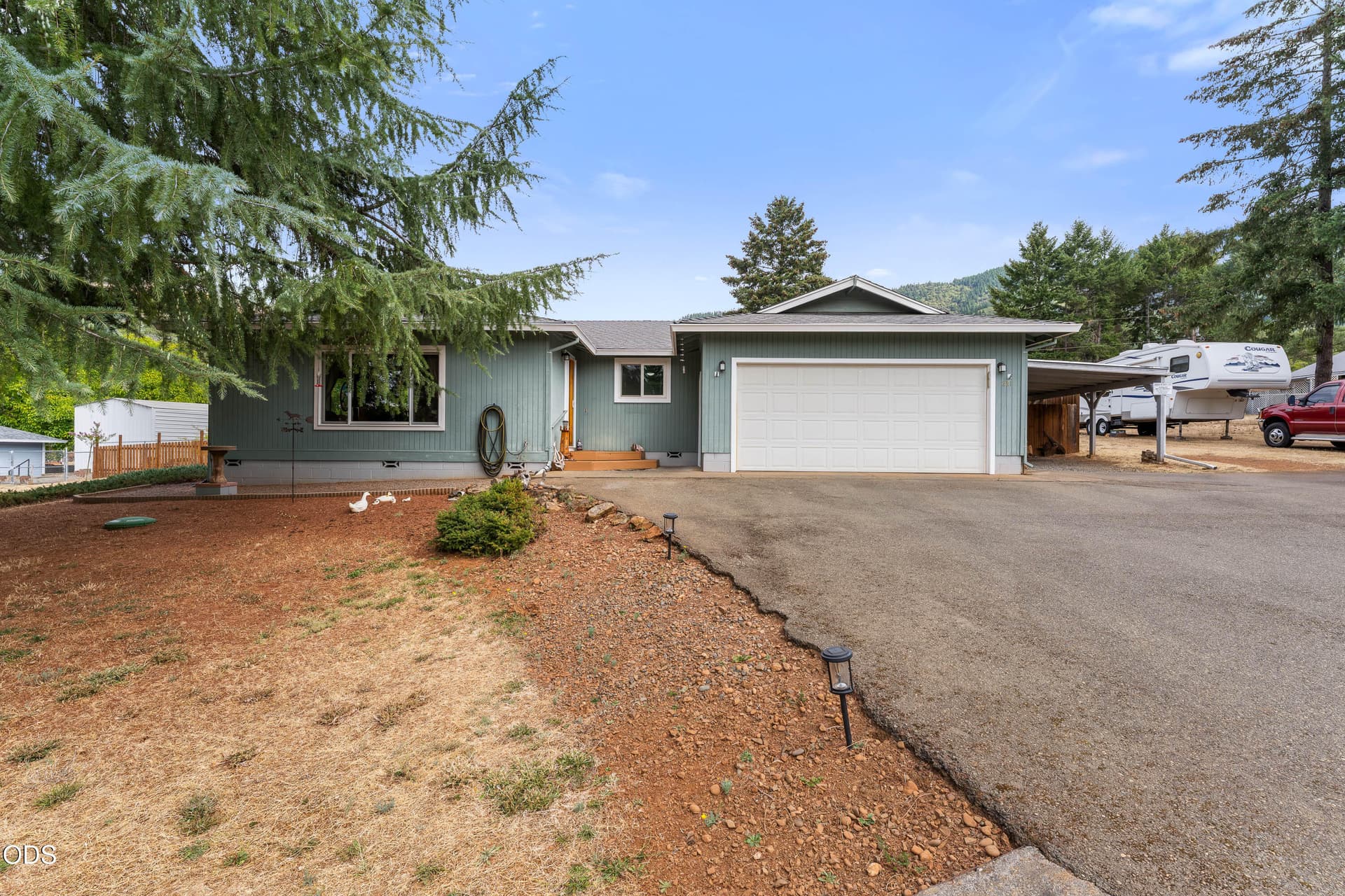 14-EXT (7 of 20) - Copy. Photo 4 of 30, 221 Village Lane, Grants Pass, OR 97527