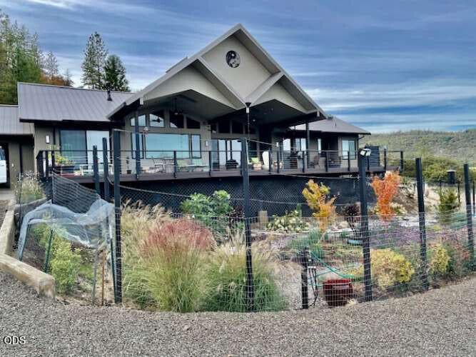 Mendelsohn.2. Photo 2 of 40, 693 Ironwood Drive, Eagle Point, OR 97524