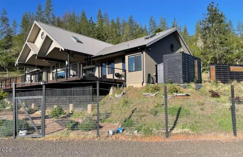 Mendelsohn.3. Photo 3 of 40, 693 Ironwood Drive, Eagle Point, OR 97524