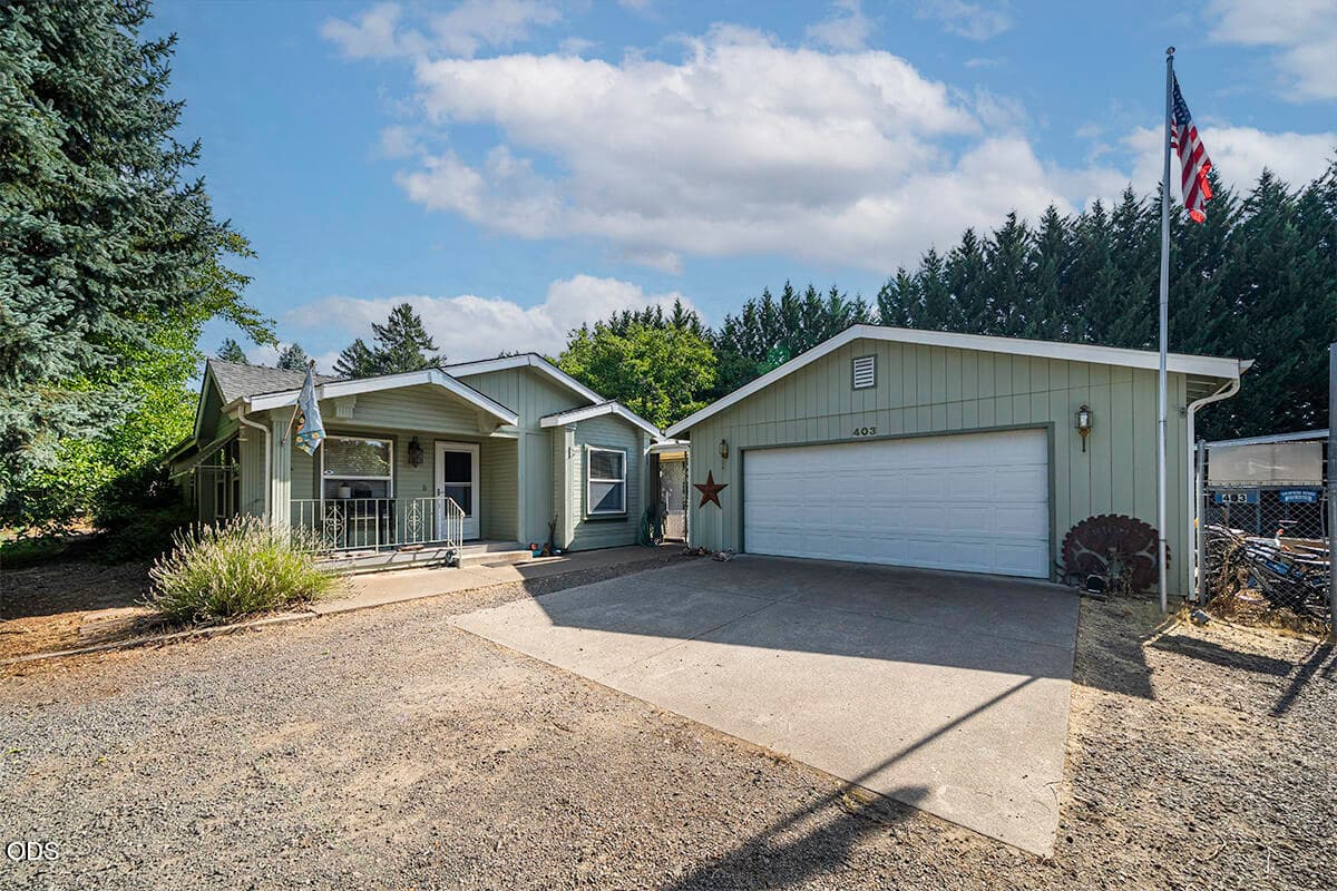 DSC02025-HDR-Edit. Photo 1 of 36, 403 Black Tail Lane, Shady Cove, OR 97539