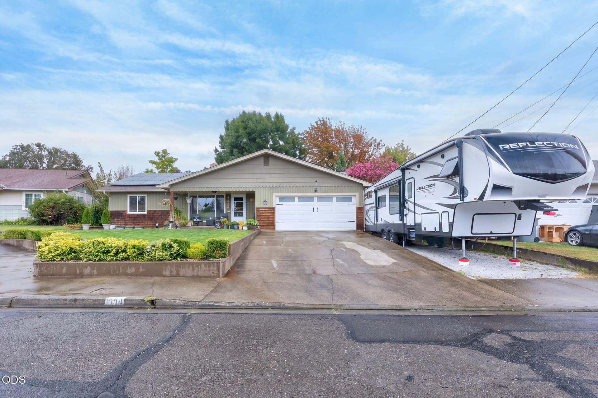 3-web-or-mls-1334-sw-isham-st. Photo 2 of 31, 1334 SW Isham Street, Grants Pass, OR 97526
