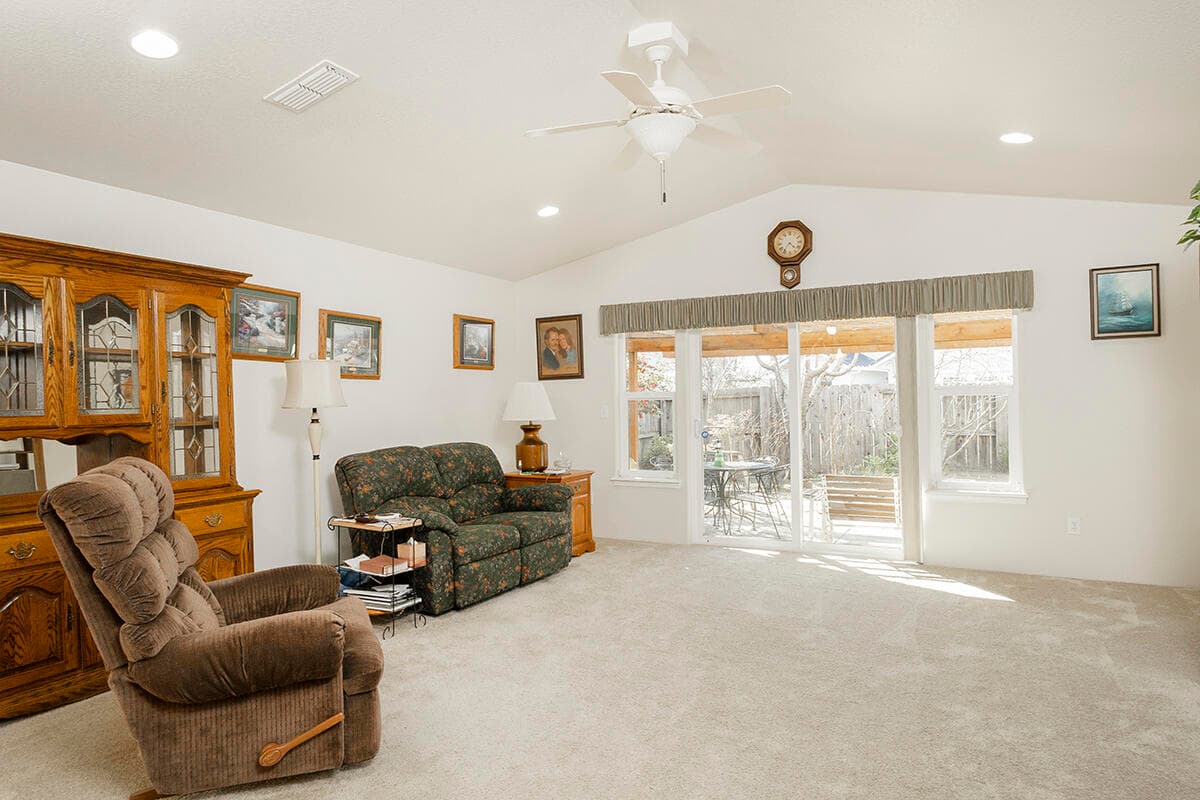 4. Photo 5 of 22, 1150 Angler Lane, Grants Pass, OR 97527
