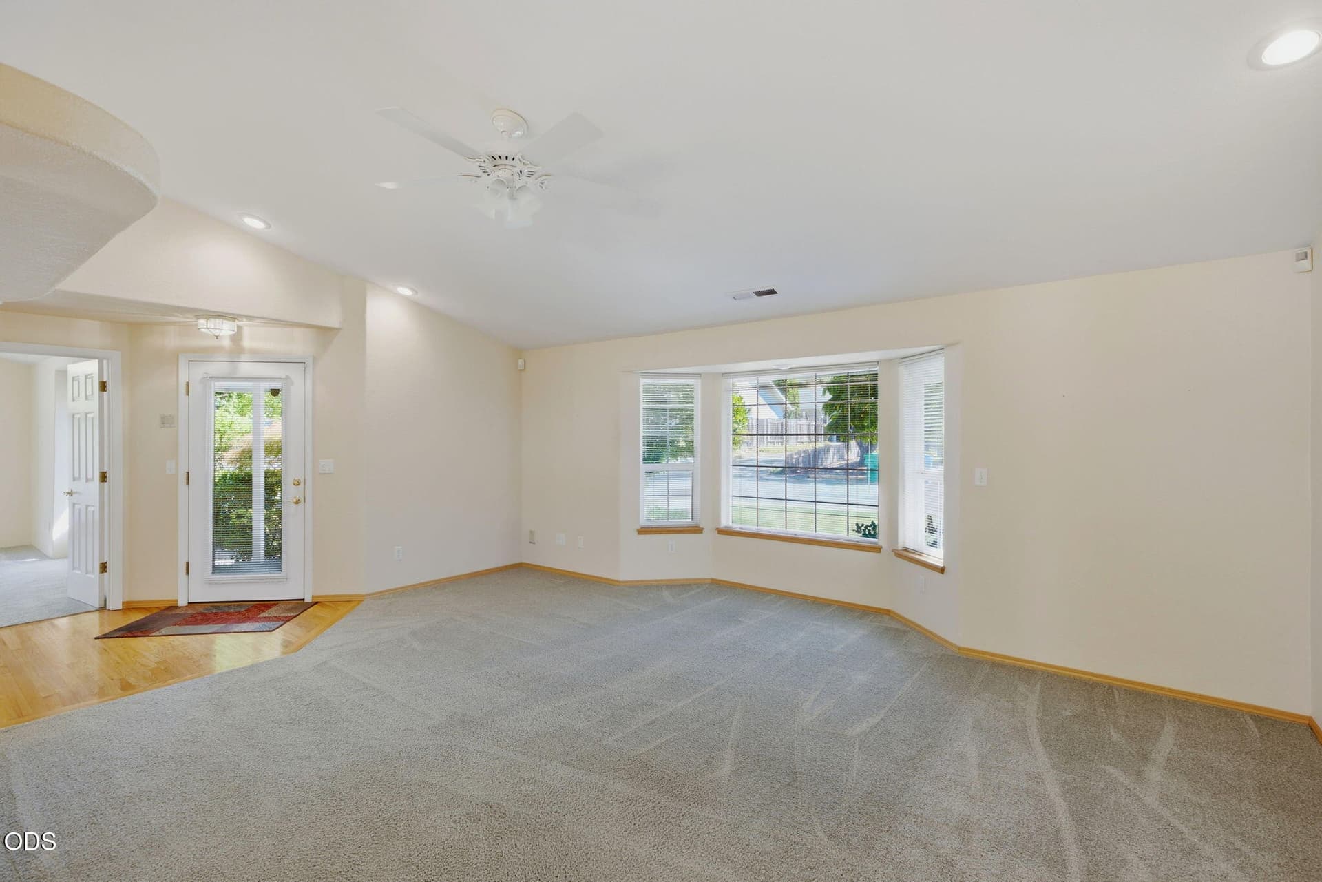 Living Room. Photo 5 of 27, 100 SE Liberty Drive, Grants Pass, OR 97527