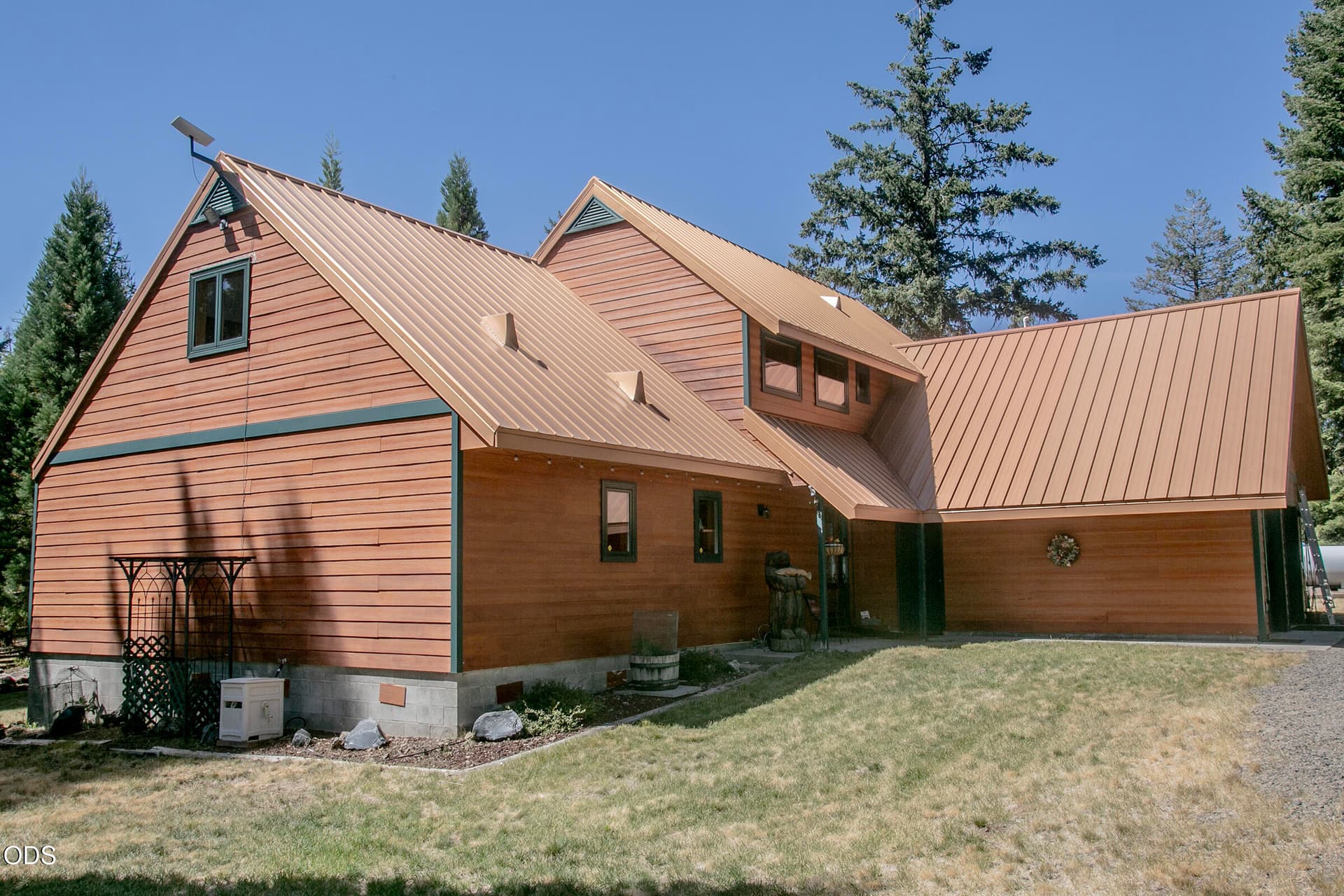 Impressive Metal Roof. Photo 3 of 33, 7696 Hyatt Prairie, Ashland, OR 97520