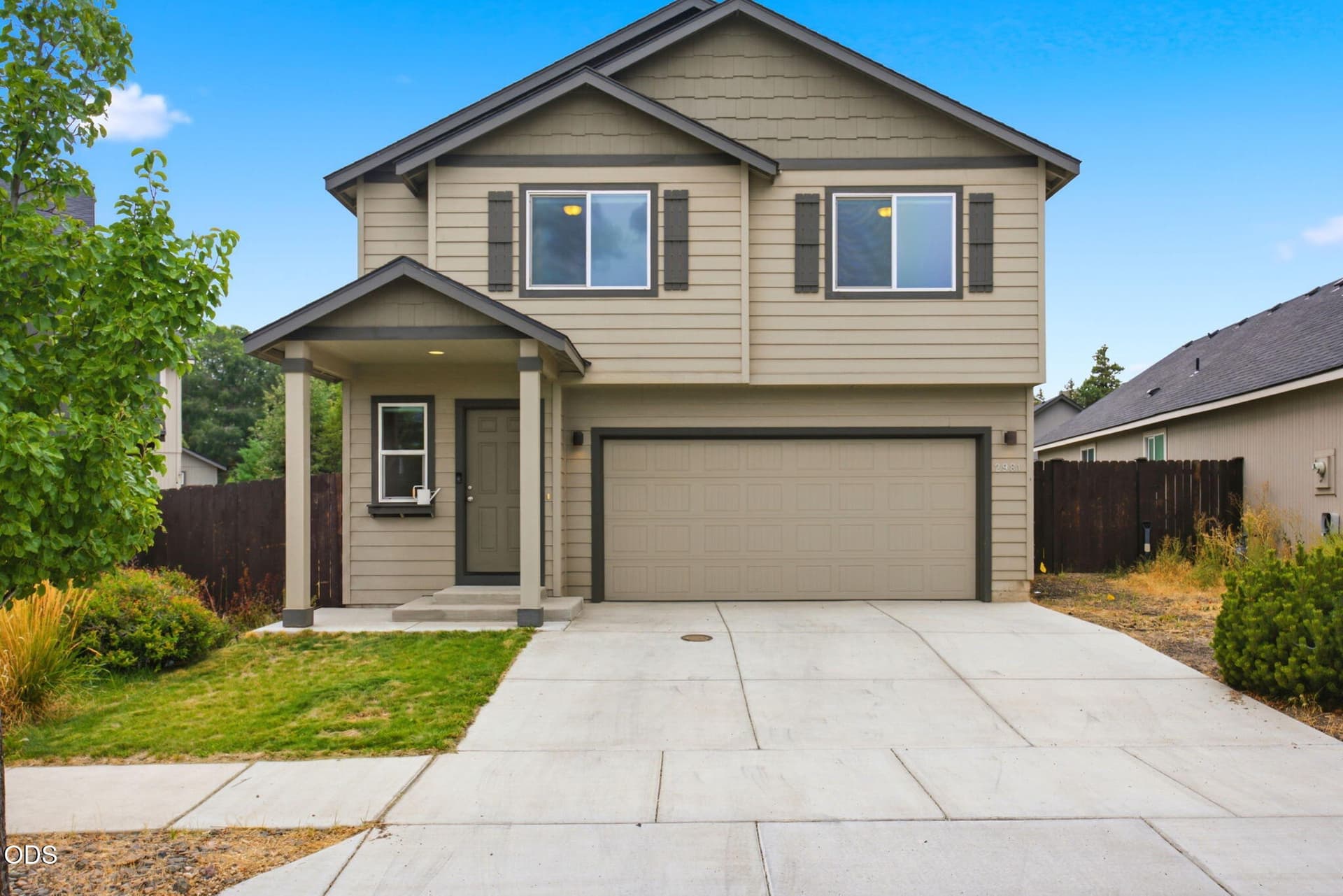 2-web-or-mls-Riley-Visuals-2. Photo 2 of 38, 2981 NE Roxy Place, Bend, OR 97701