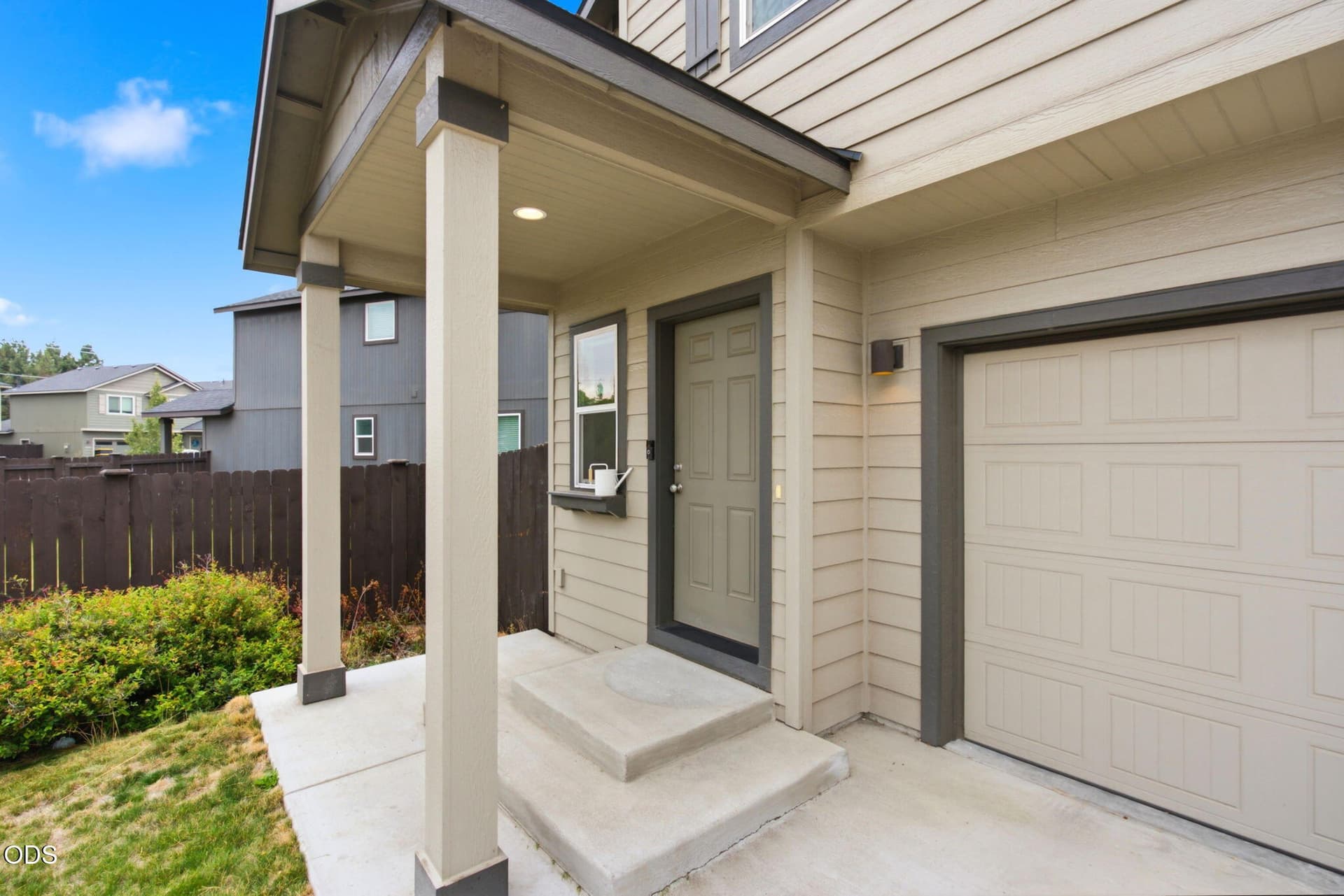 4-web-or-mls-Riley-Visuals-4. Photo 4 of 38, 2981 NE Roxy Place, Bend, OR 97701