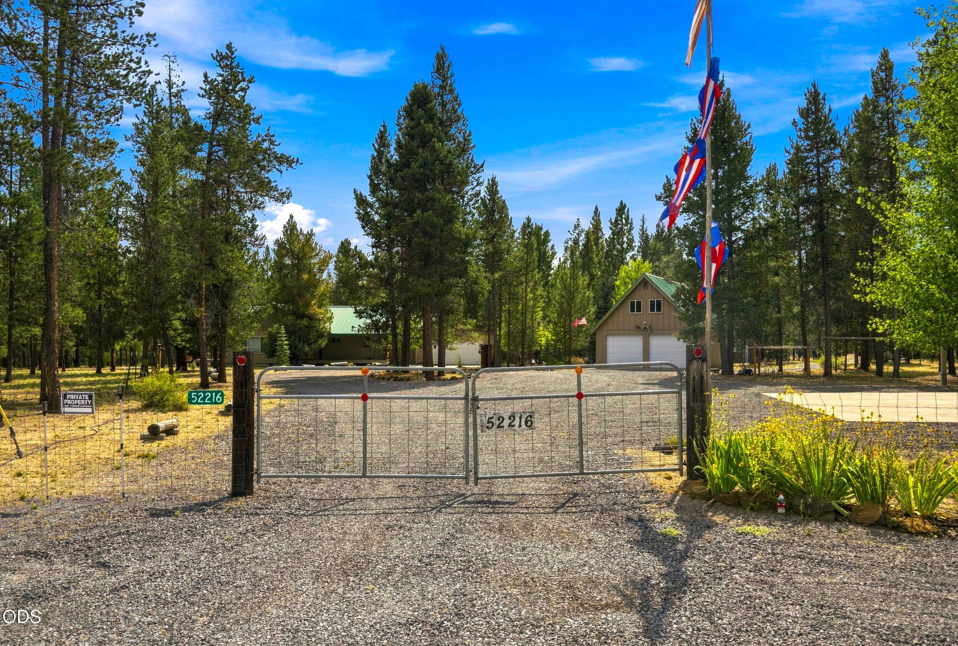 71. Photo 2 of 83, 52216 Moose Road, La Pine, OR 97739