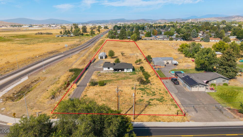5730HomedaleRdAerial-1. Photo 2 of 37, 5730 Homedale Road, Klamath Falls, OR 97603