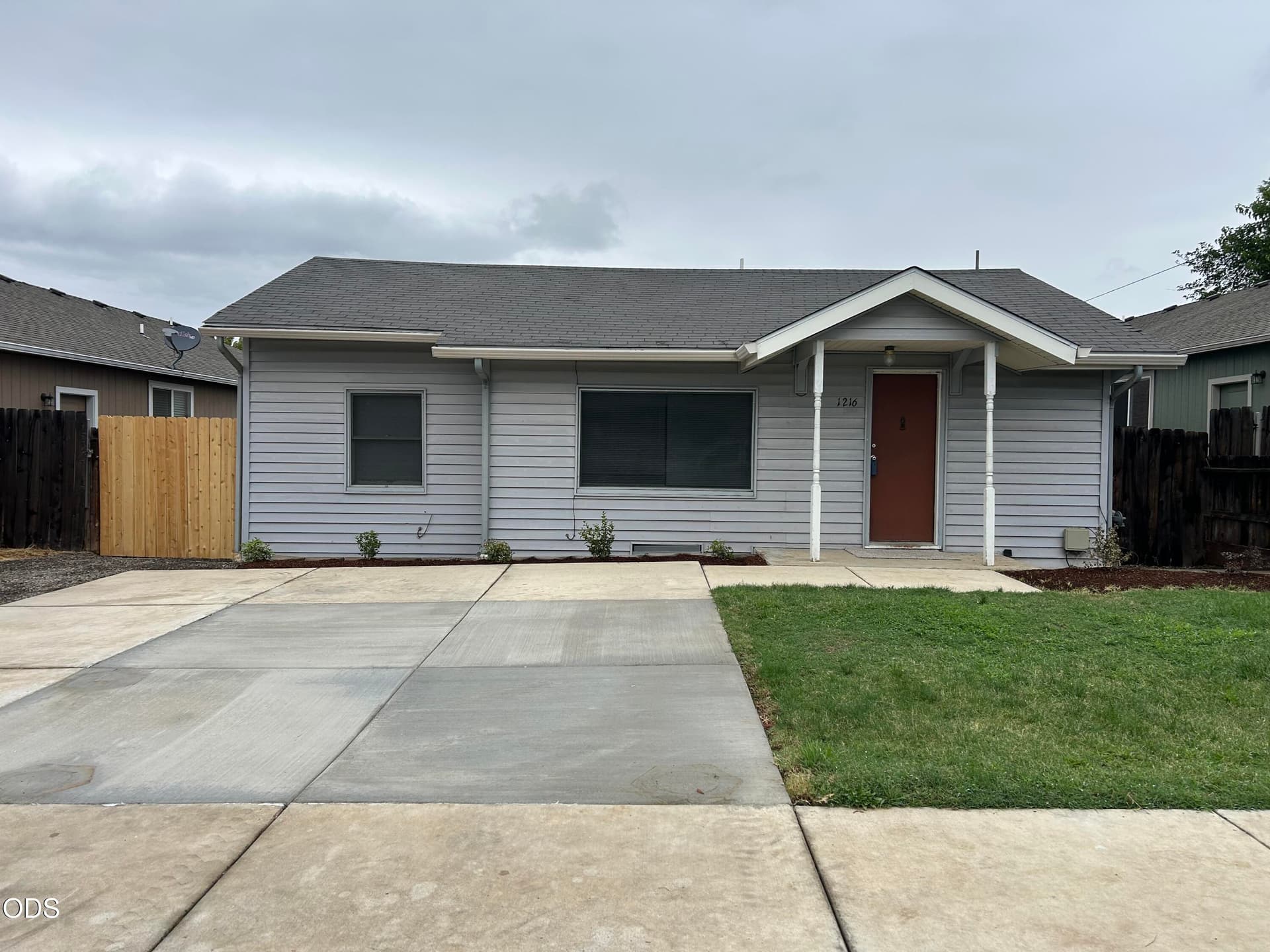 1216. Photo 1 of 17, 1216 Maple Park Drive, Medford, OR 97501