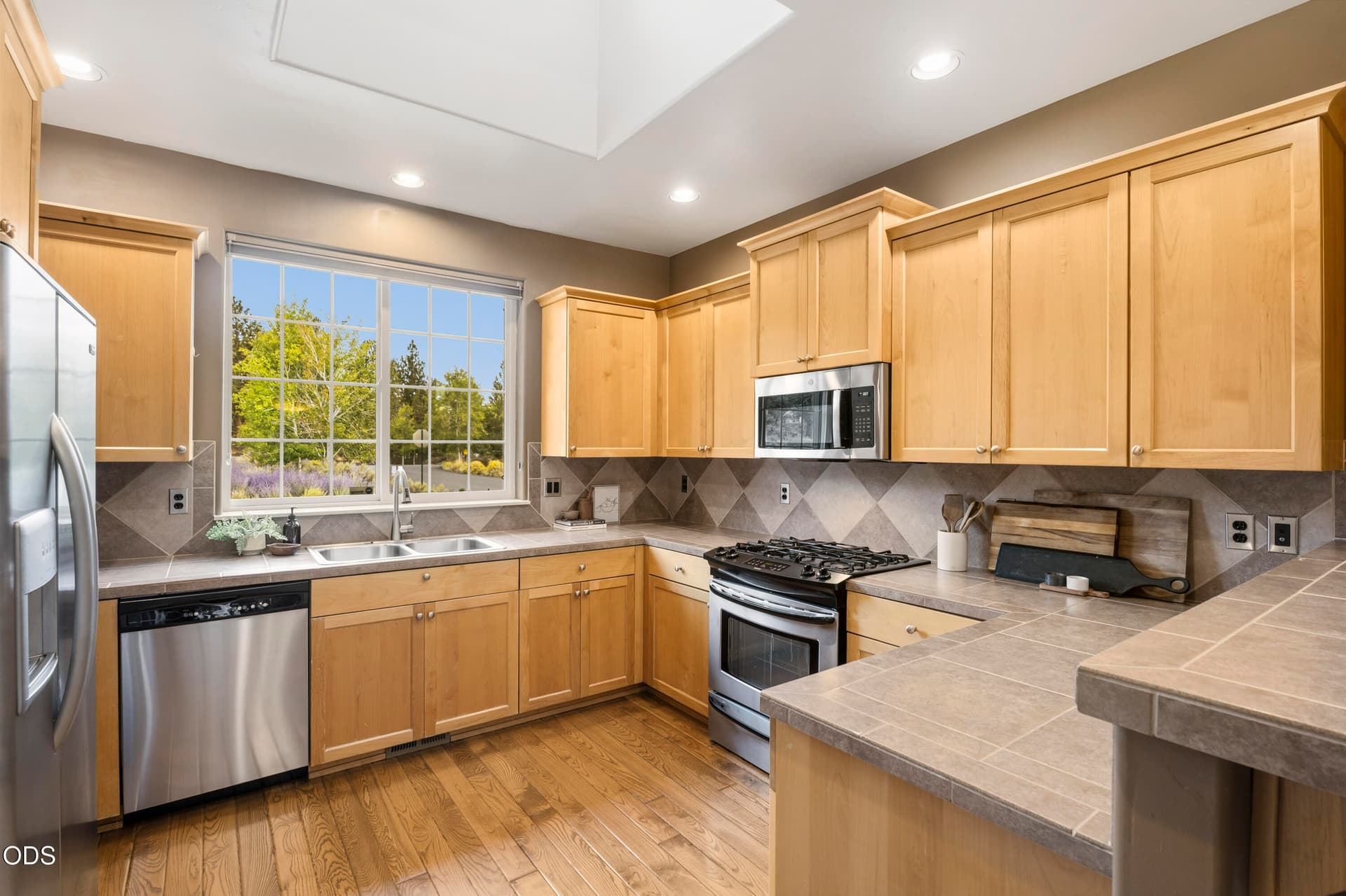 03. Photo 3 of 24, 61146 SE Sydney Harbor Drive, Bend, OR 97702
