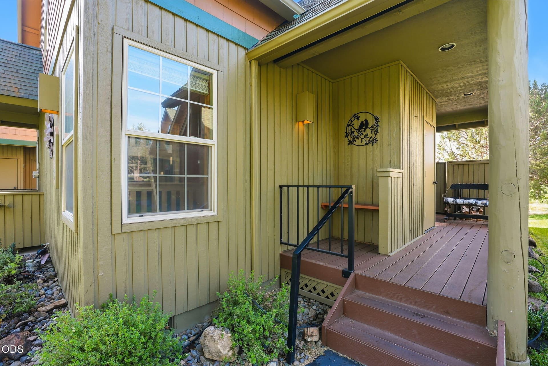 2-web-or-mls-Riley_Visuals_002. Photo 2 of 29, 8848 Cliff Swallow Drive, Redmond, OR 97756