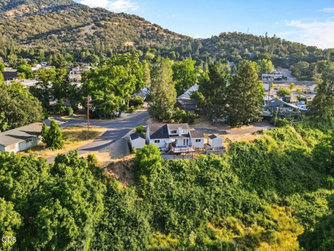Ariel Riverfront Location. Photo 2 of 26, 284 N 1st Avenue, Gold Hill, OR 97525