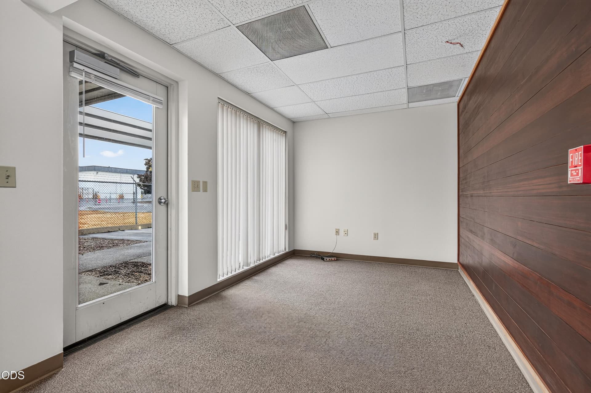 Removal Ladder. Photo 5 of 46, 546 Business Park Drive, Medford, OR 97504