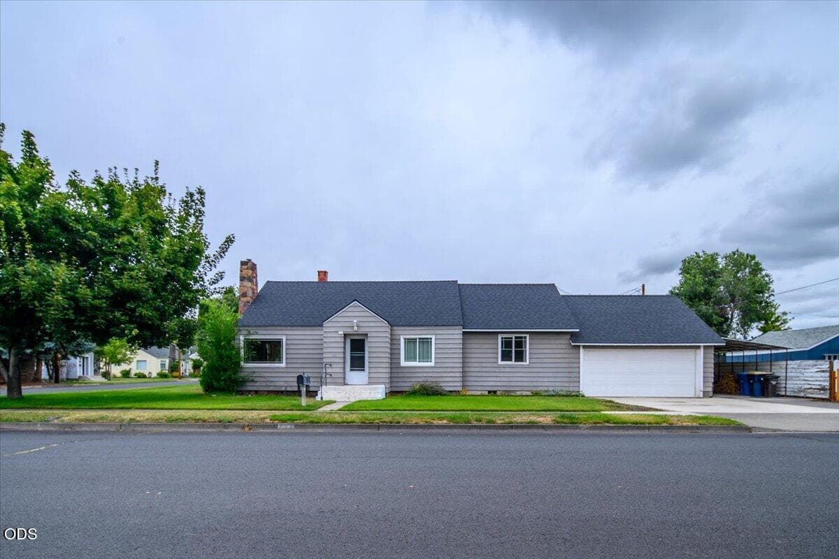 3 - 08-737 NW Elm Ave, Redmond-8. Photo 3 of 50, 737 NW Elm Avenue, Redmond, OR 97756