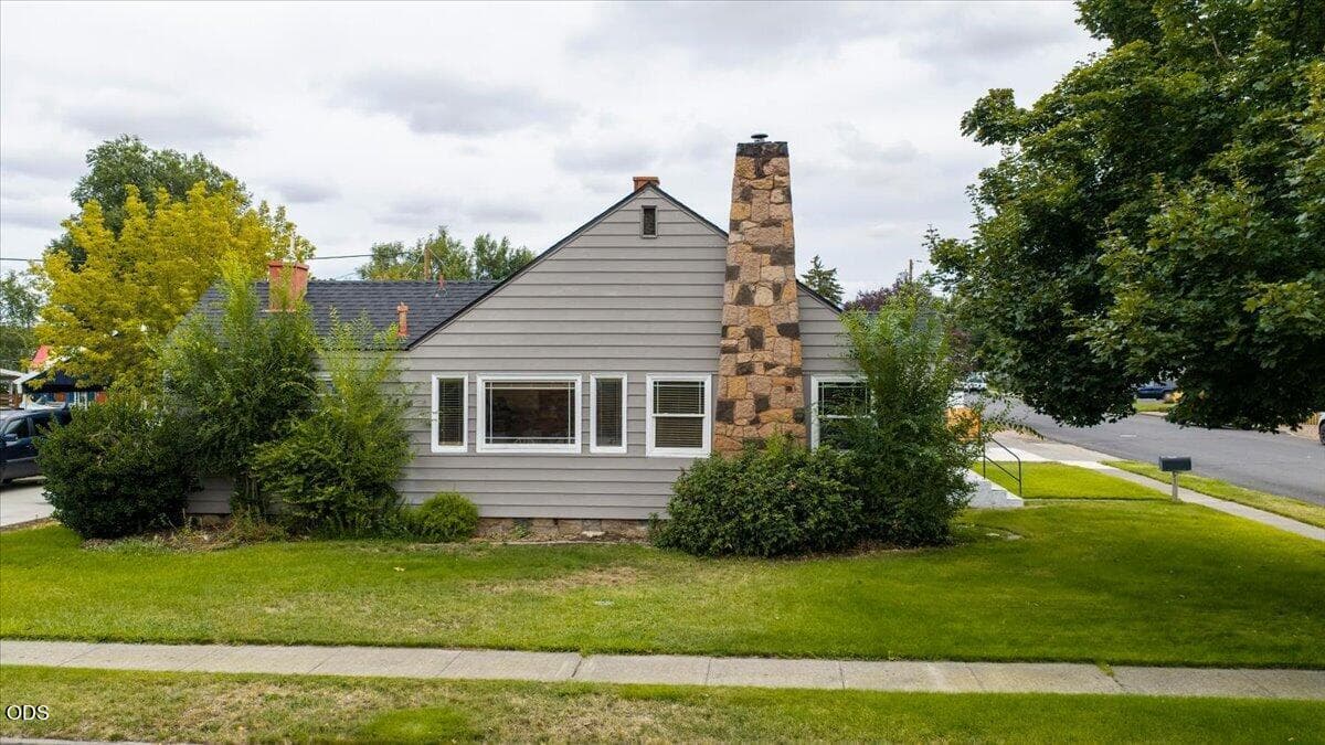 4 - 05-737 NW Elm Ave, Redmond-5. Photo 4 of 50, 737 NW Elm Avenue, Redmond, OR 97756