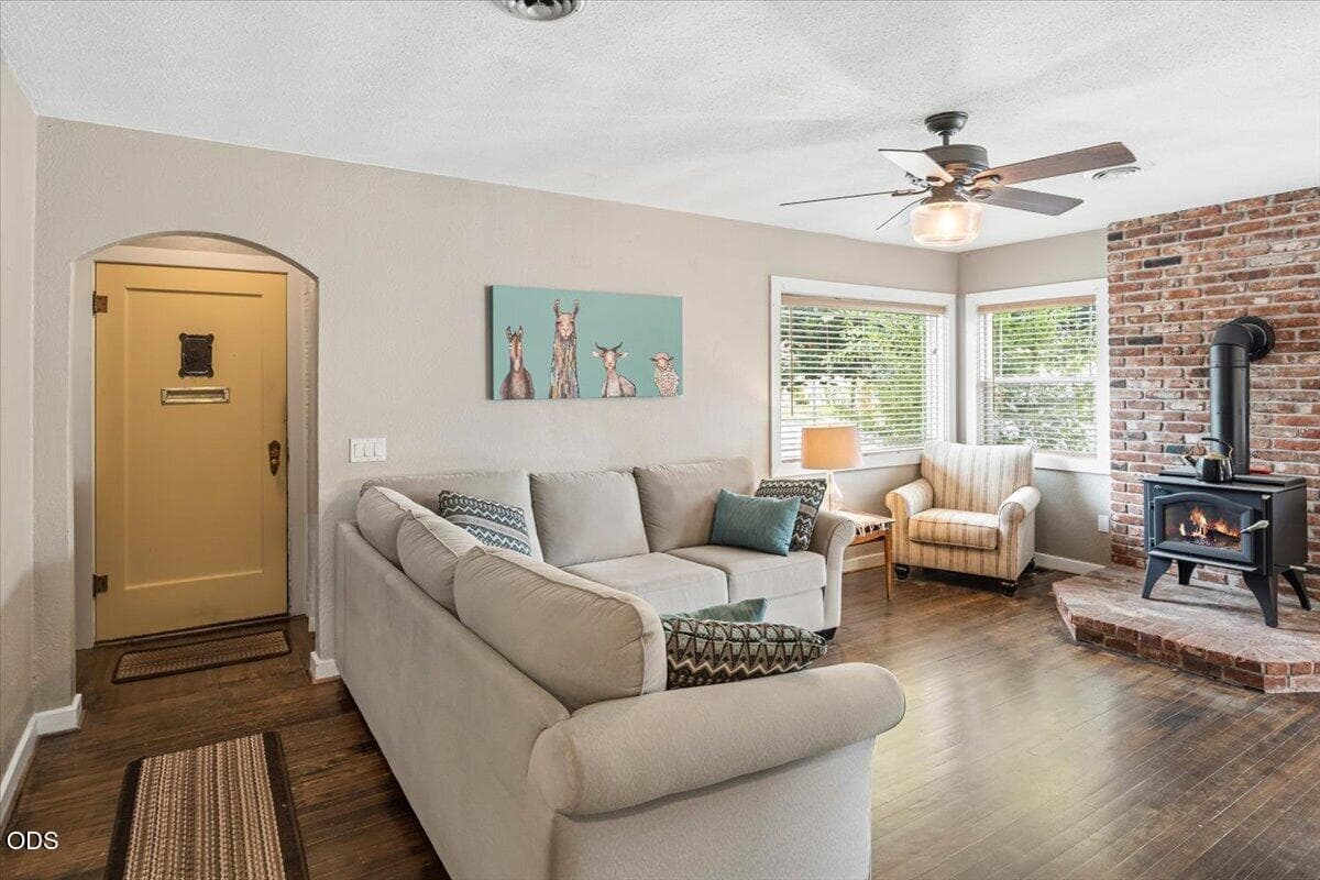 5 - 09-737 NW Elm Ave, Redmond-9. Photo 5 of 50, 737 NW Elm Avenue, Redmond, OR 97756
