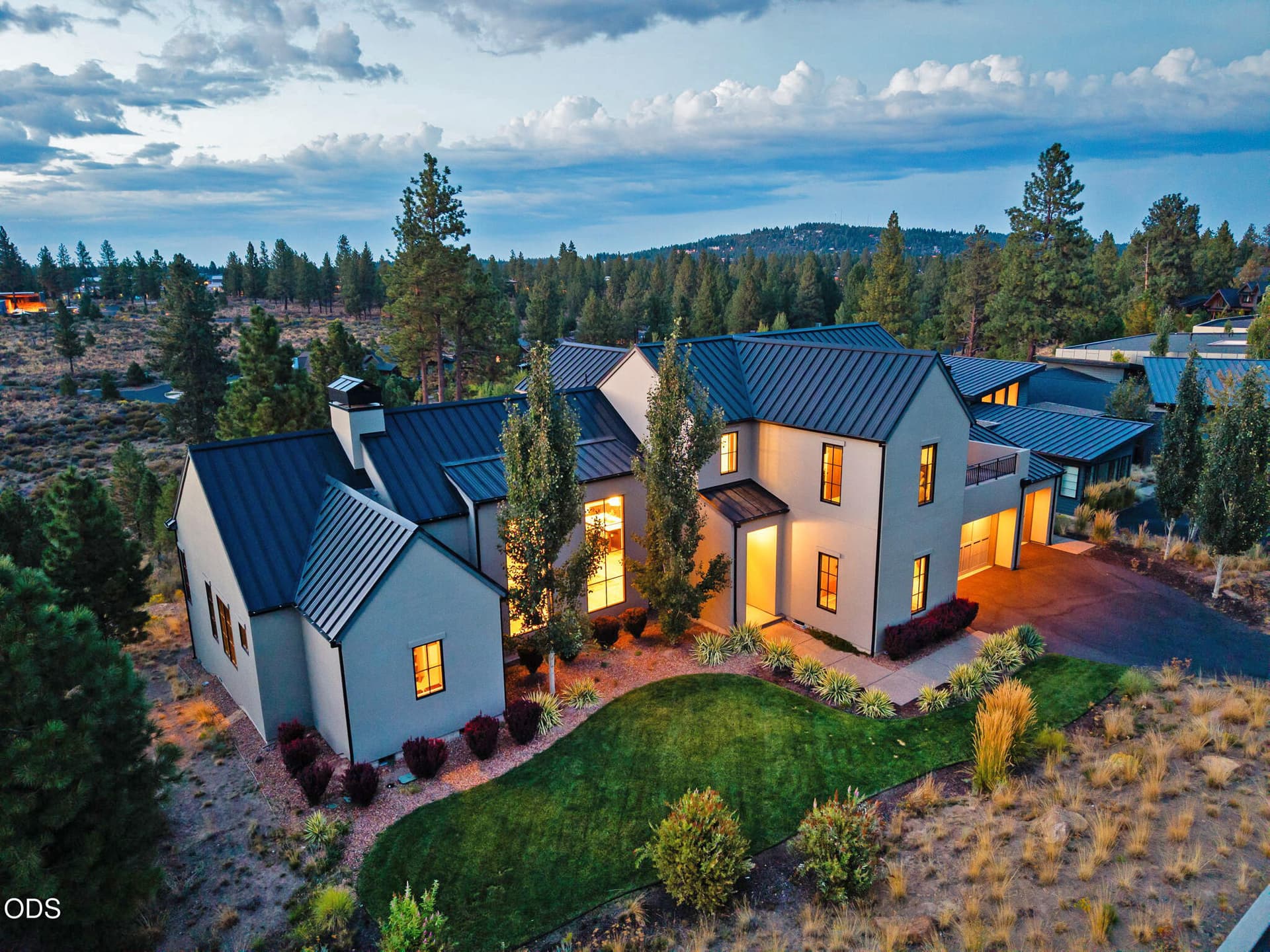 61901 Hosmer Lake Dr-03-2b. Photo 2 of 56, 61901 Hosmer Lake Drive, Bend, OR 97702