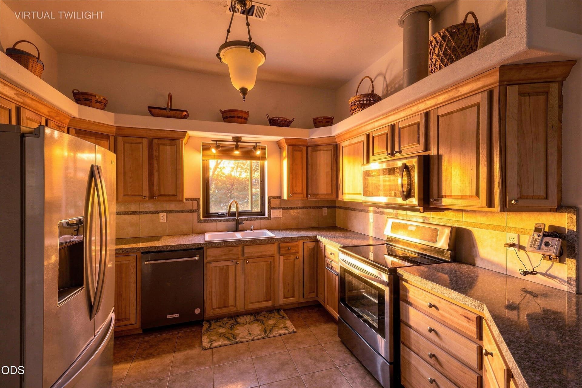 04-Twil. 106 Cabernet Cir-4. Photo 4 of 66, 106 Cabernet Circle, Cave Junction, OR 97523