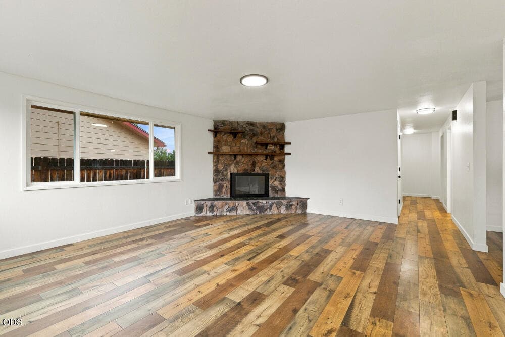 5. Photo 5 of 49, 4719 Hope Street, Klamath Falls, OR 97603