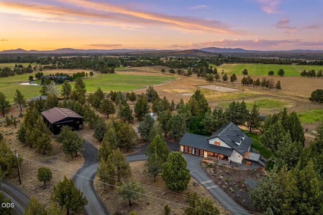 Exterior. Photo 2 of 56, 18840 Tumalo Reservoir Road, Bend, OR 97703