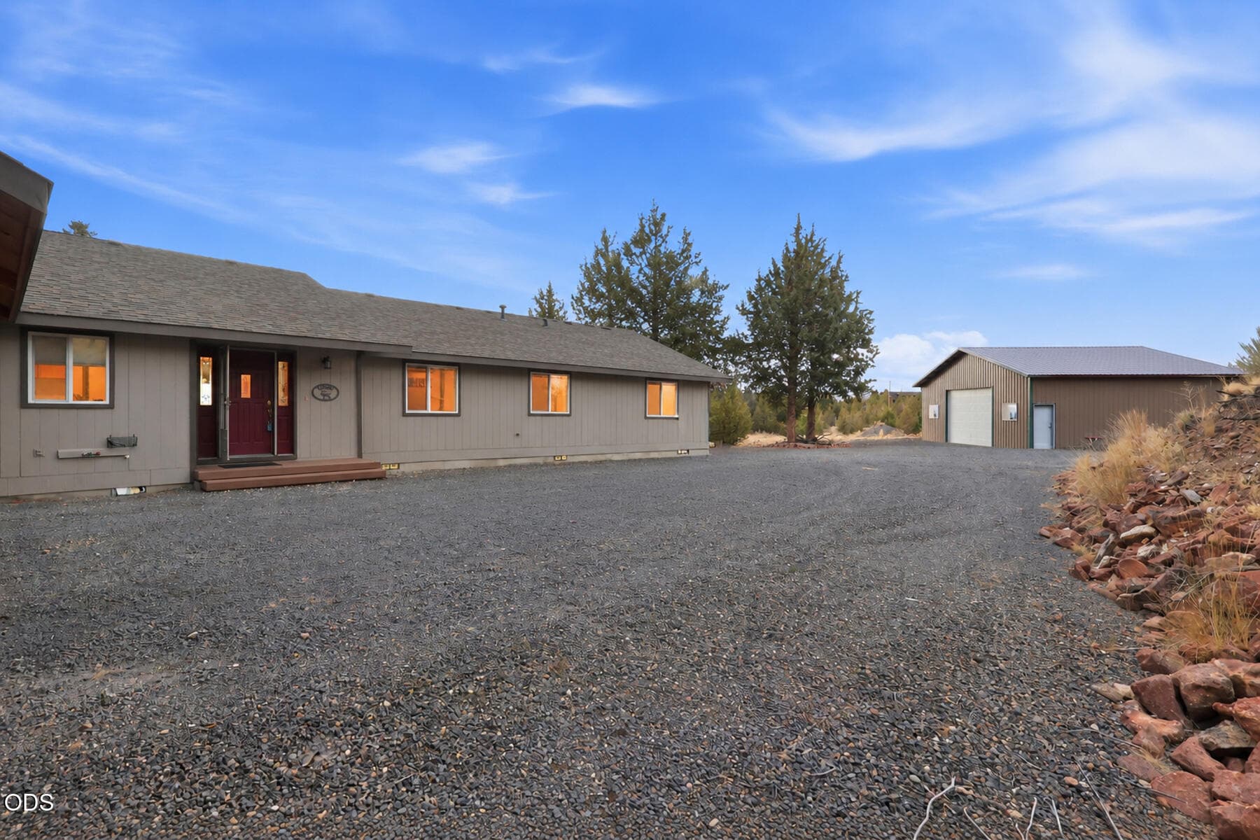 5_welcome home. Photo 5 of 82, 11744 SW Red Cloud Road, Powell Butte, OR 97753