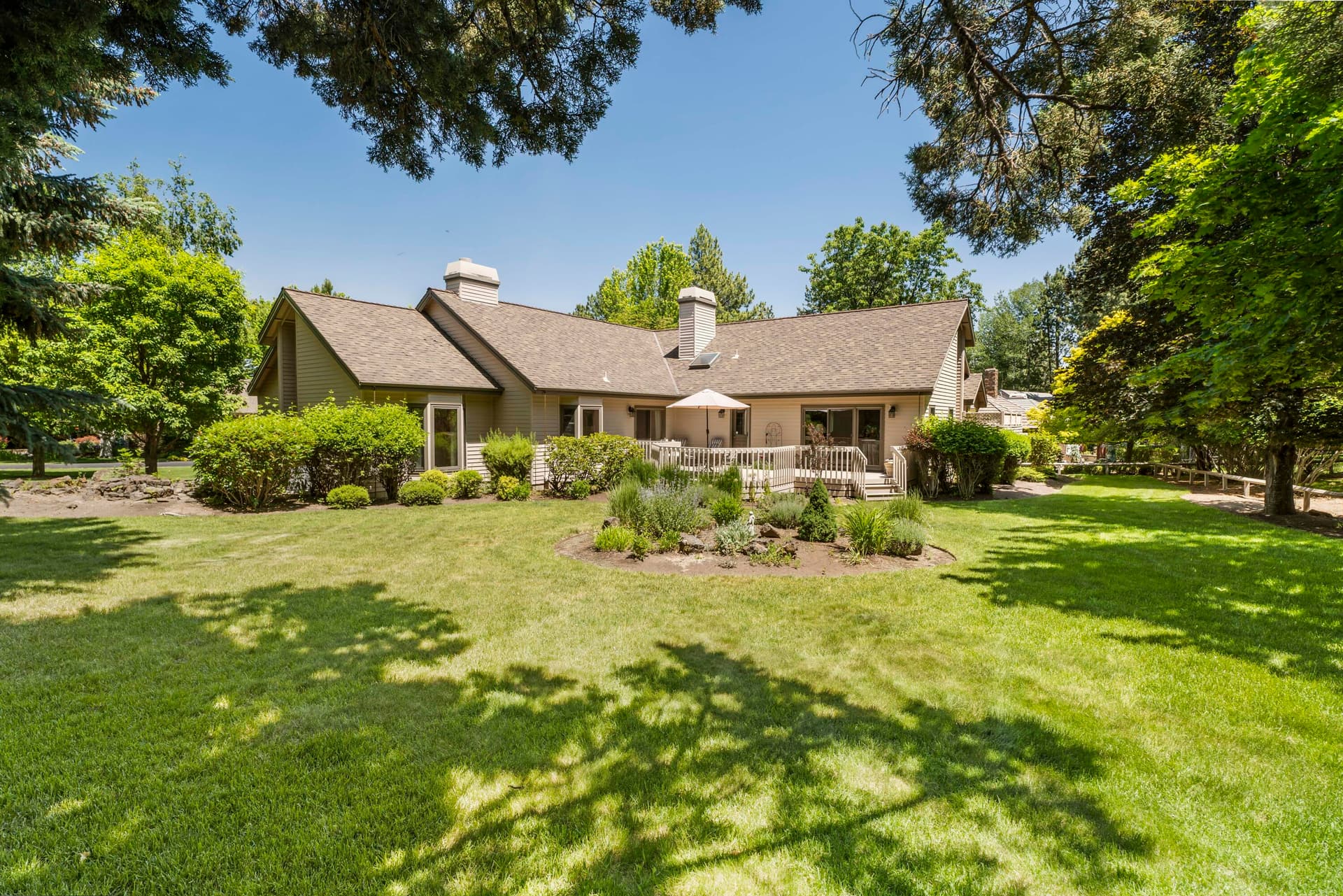 56-Exterior. Photo 4 of 57, 20465 Powder Mountain Court, Bend, OR 97702