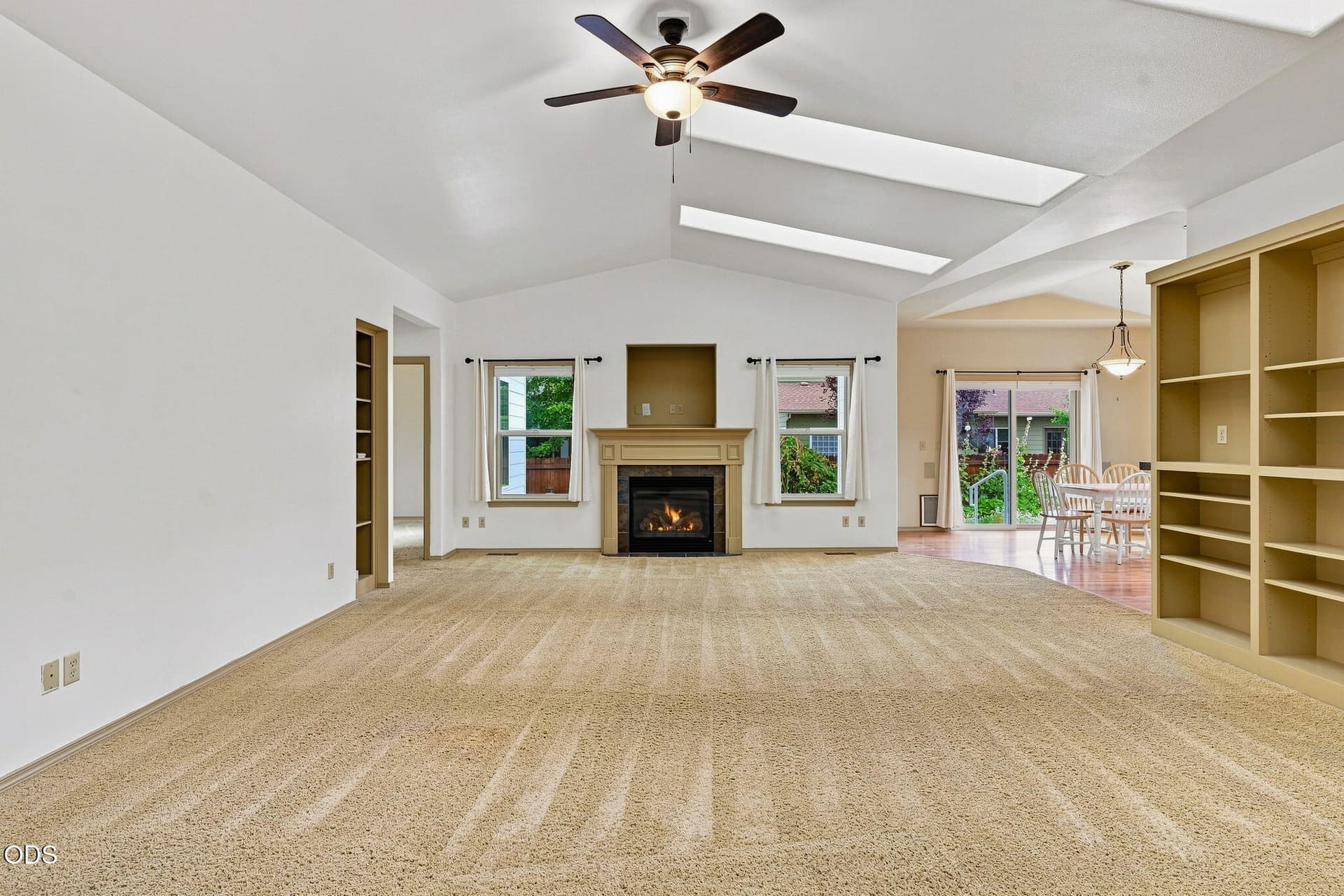 35. Photo 4 of 15, 2234 SE Pilatus Lane, Bend, OR 97702