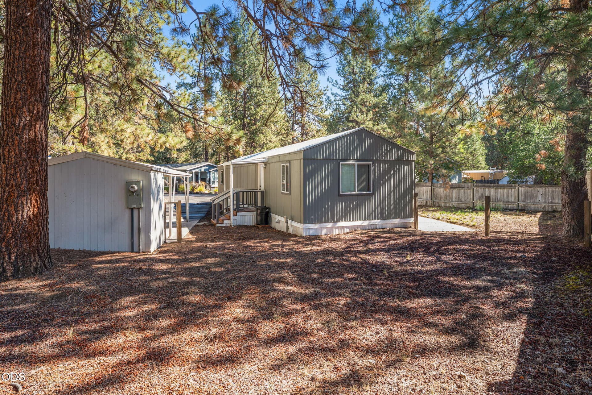 7-web-or-mls-untitled-7. Photo 2 of 32, 61040 S Queens Drive Unit UNIT 17, Bend, OR 97702