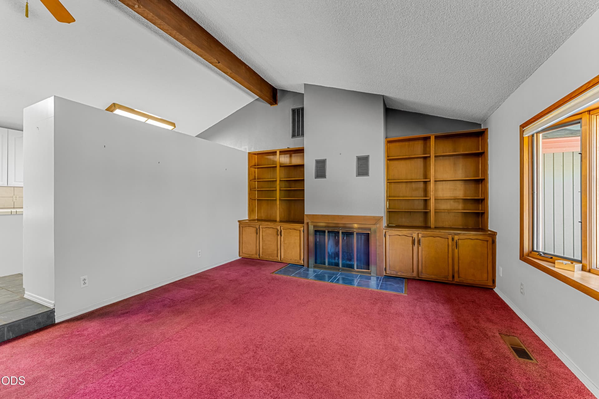29-INT (8 of 19). Photo 5 of 38, 387 Carrollwood Drive, Grants Pass, OR 97527