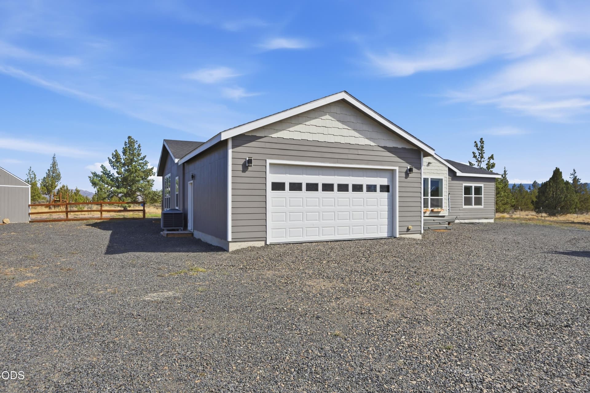 TPark_7955_090426. Photo 2 of 42, 7181 SW Grouse Place, Terrebonne, OR 97760