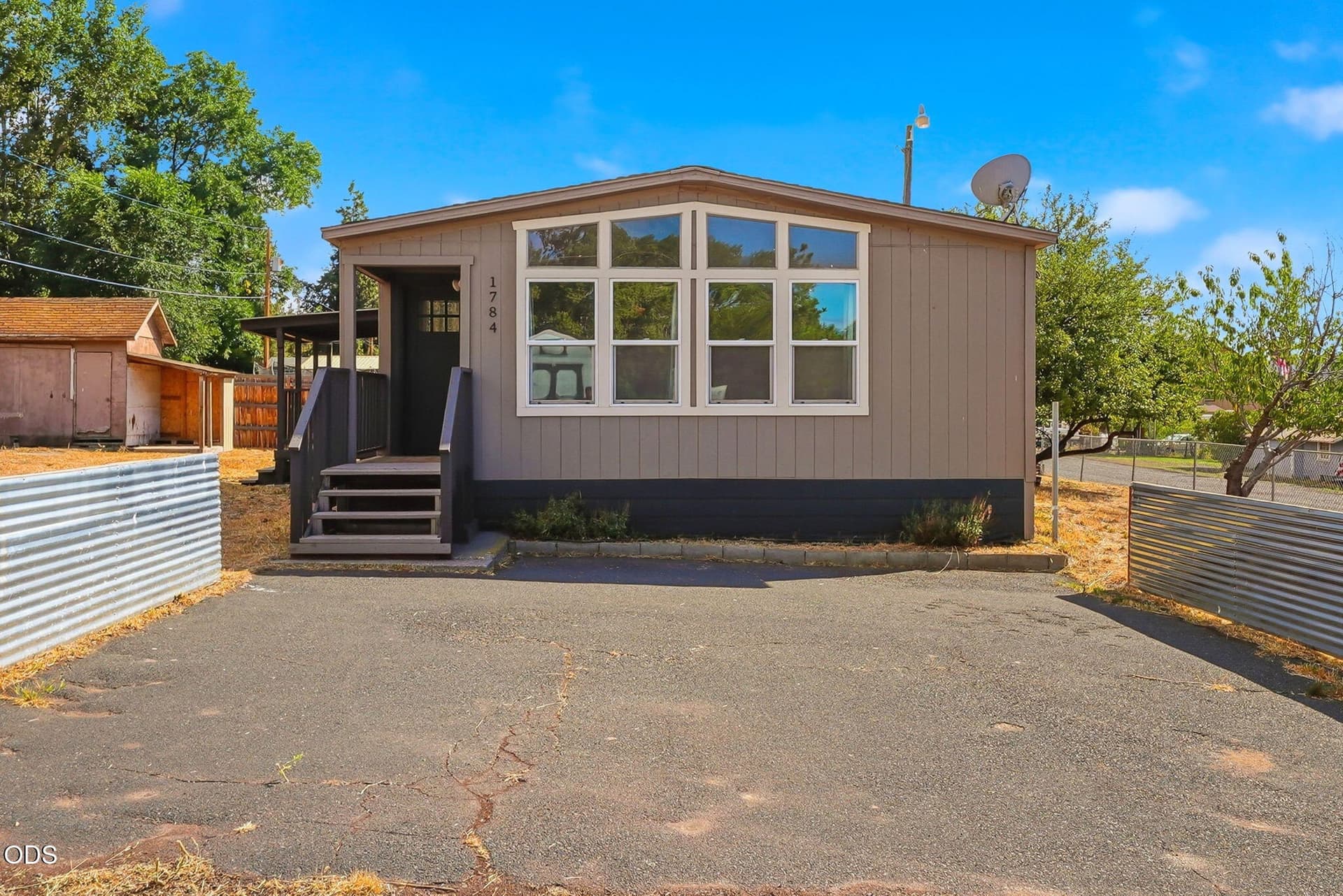 House. Photo 2 of 45, 1784 NW Central Avenue, Terrebonne, OR 97760