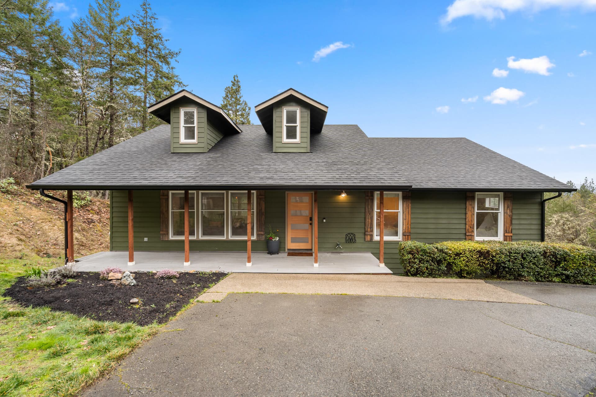 1_ 170 pine ridge dr, grants pass-28. Photo 1 of 52, 170 Pine Ridge Drive, Grants Pass, OR 97527