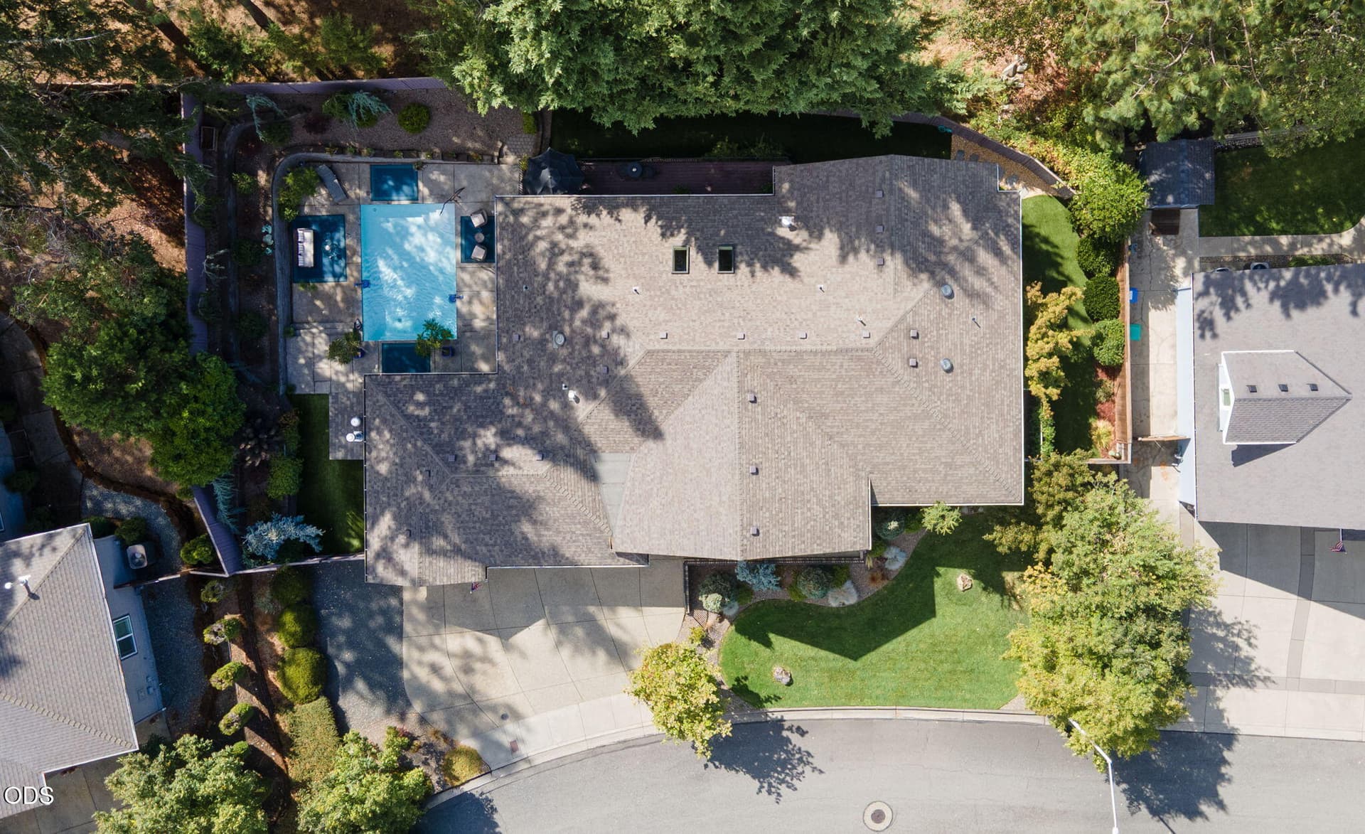 57-web-or-mls-2212-se-linden-ln. Photo 4 of 57, 2212 SE Linden Lane, Grants Pass, OR 97527