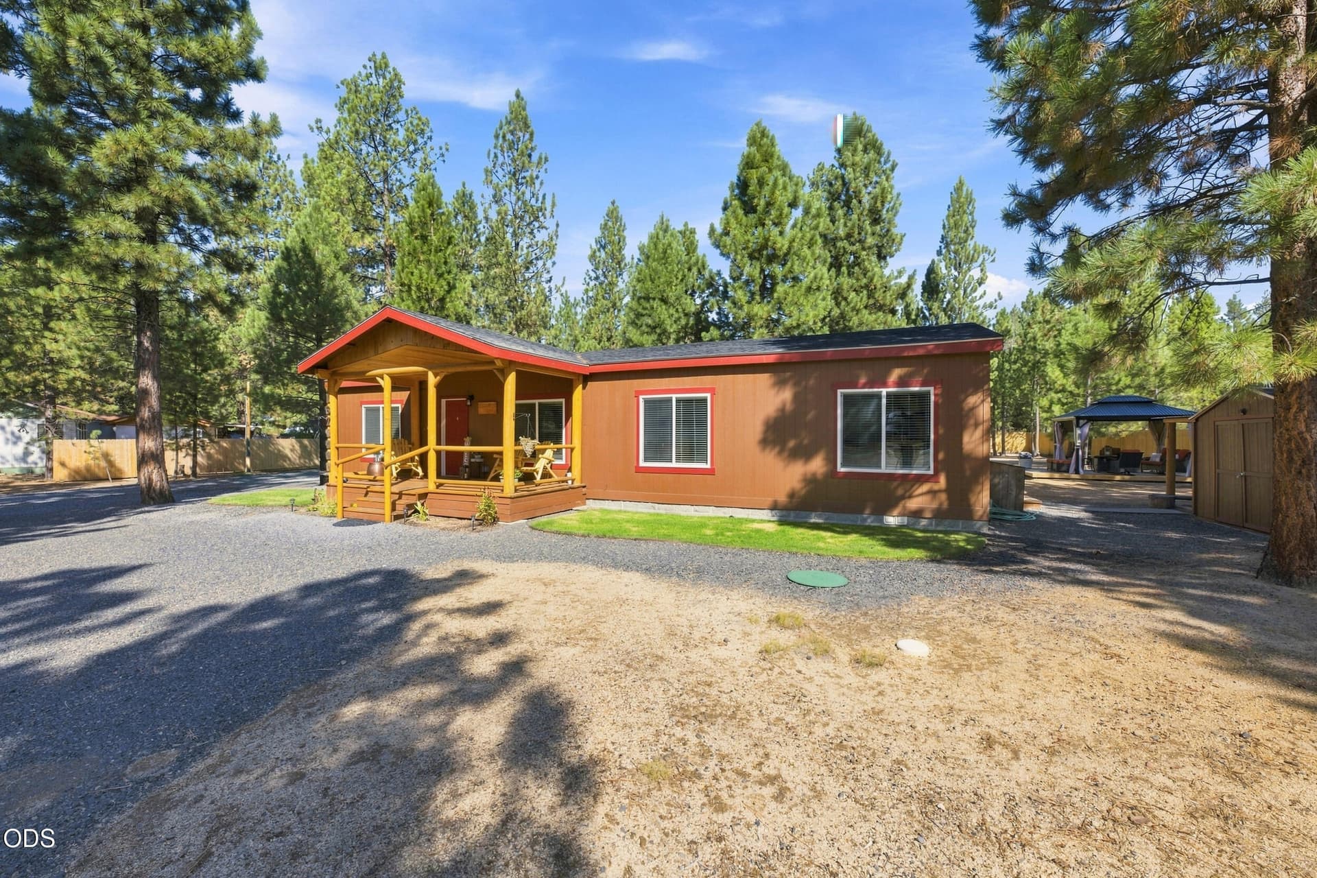 1671 hackett dr (2 of 34). Photo 3 of 48, 1671 Hackett Drive, La Pine, OR 97739