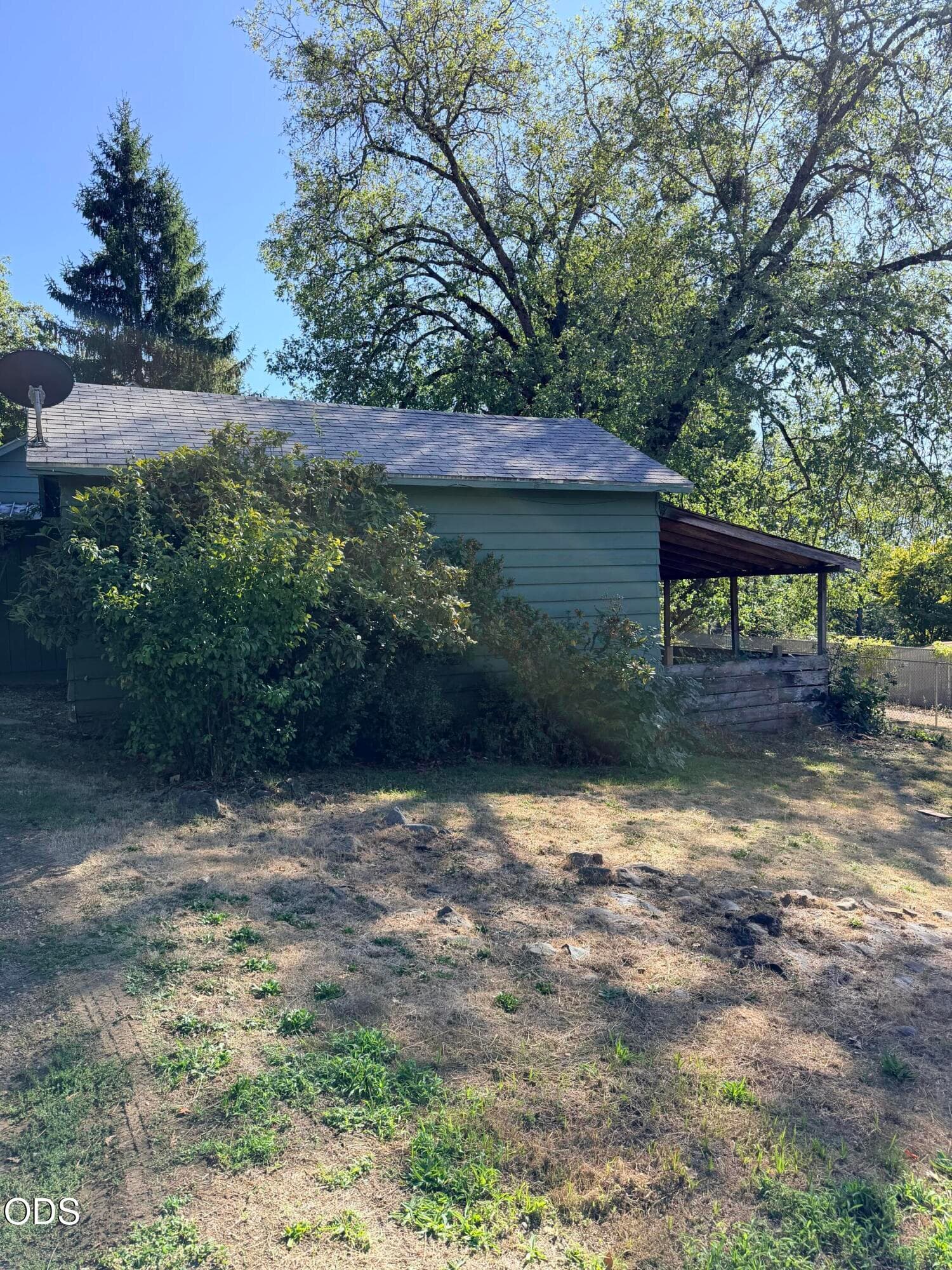 IMG_0380. Photo 4 of 7, 1336 NE Beacon Drive, Grants Pass, OR 97526