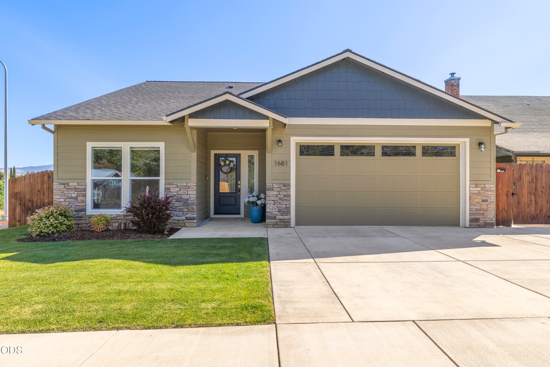 1681ThomasRd-32. Photo 1 of 46, 1681 Thomas Road, Medford, OR 97501