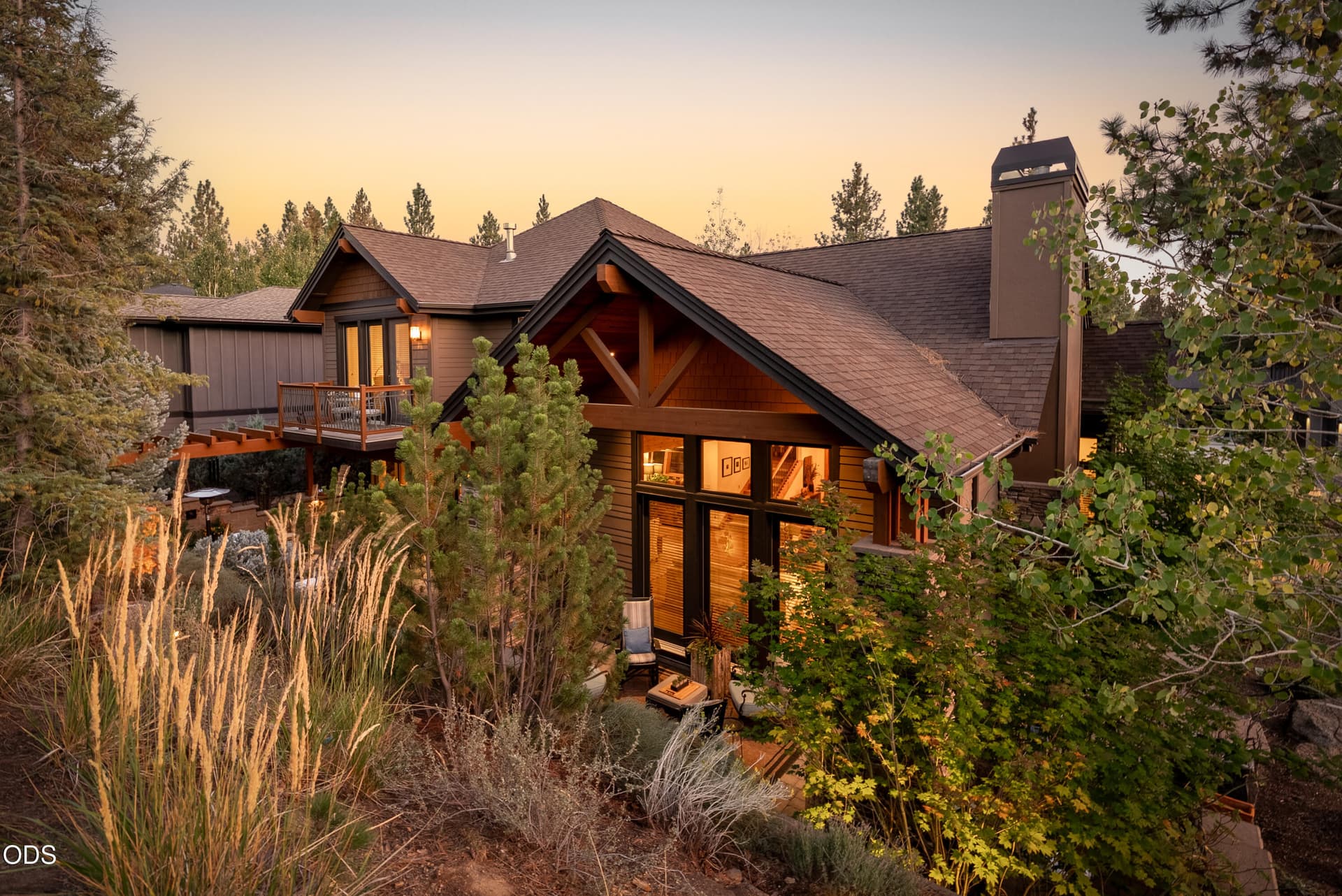 81-print-Riley_Visuals_Twilight-11. Photo 3 of 98, 19052 Mt. Shasta Drive, Bend, OR 97703