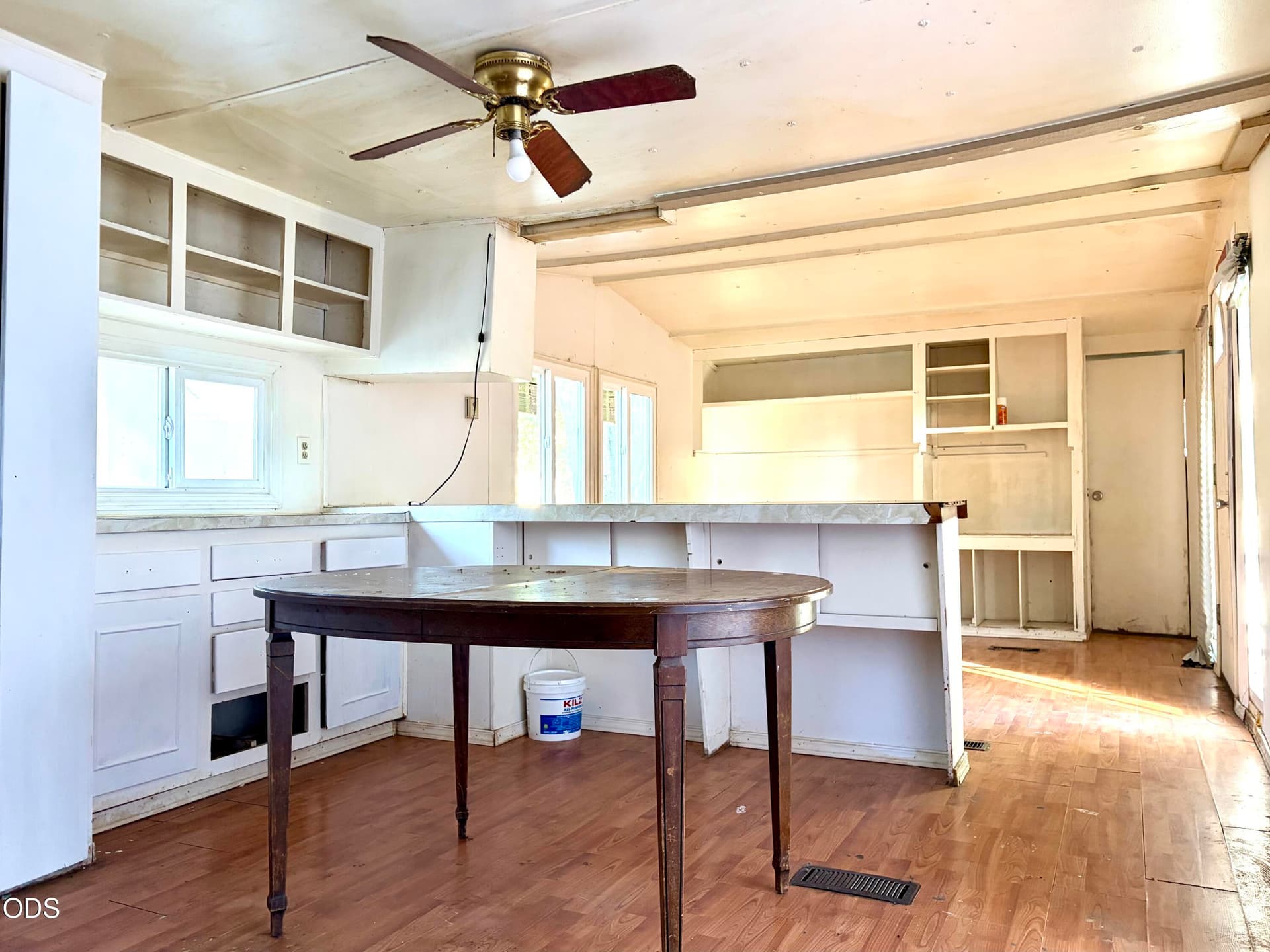 Kitchen/ eating area. Photo 2 of 5, 3611 N Highway 97 Unit SPC 32, Klamath Falls, OR 97601