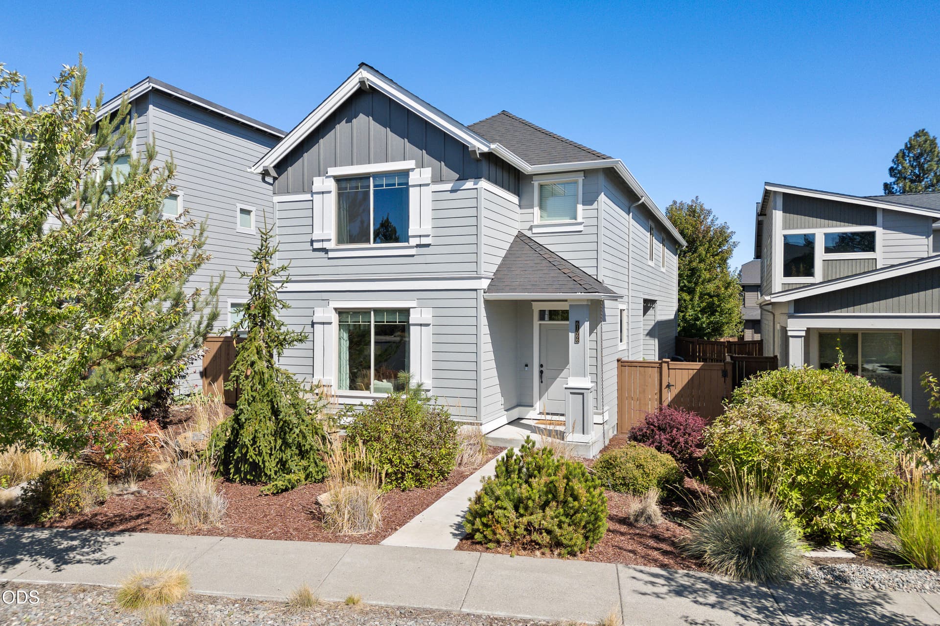 2. Photo 3 of 50, 61066 SE Sydney Harbor Drive, Bend, OR 97702