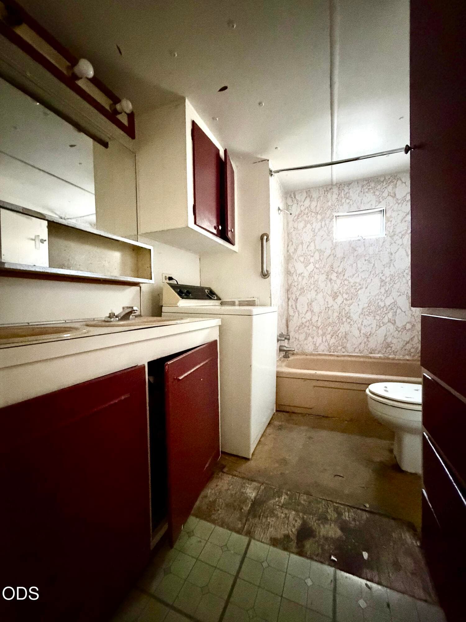 Bathroom. Photo 5 of 5, 3611 N Highway 97 Unit SPC 32, Klamath Falls, OR 97601