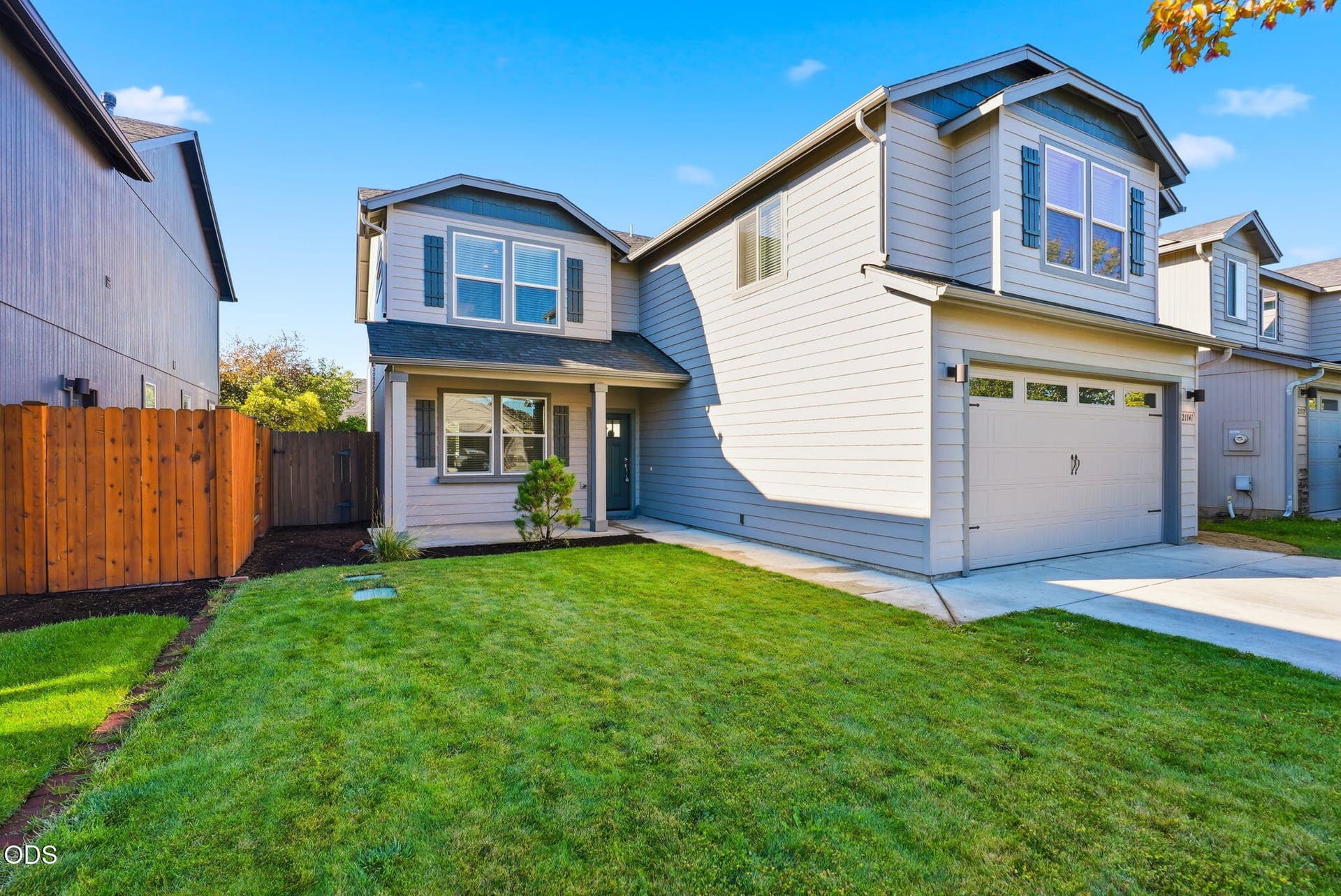 35-web-or-mls-Riley-Visuals-35. Photo 2 of 43, 21141 SE Azalia Avenue, Bend, OR 97702