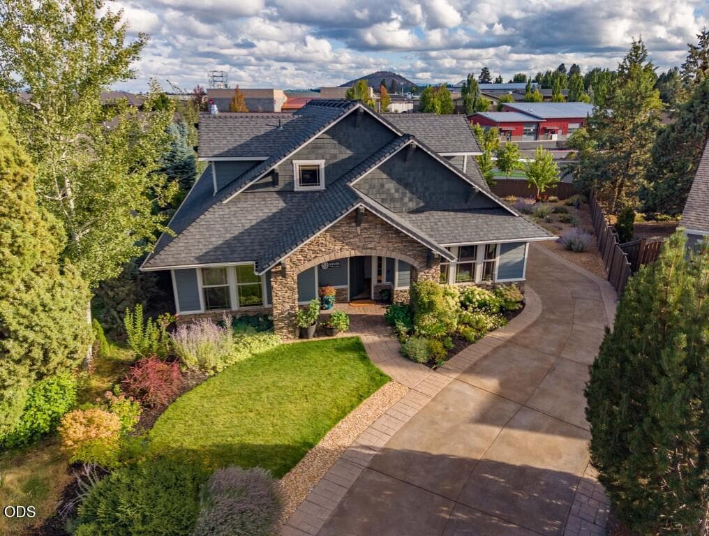 002. Photo 2 of 25, 63109 Turret Court, Bend, OR 97701