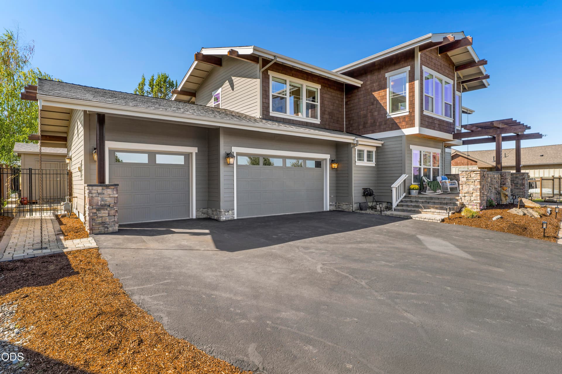 Exterior. Photo 4 of 59, 20921 Miramar Drive, Bend, OR 97702
